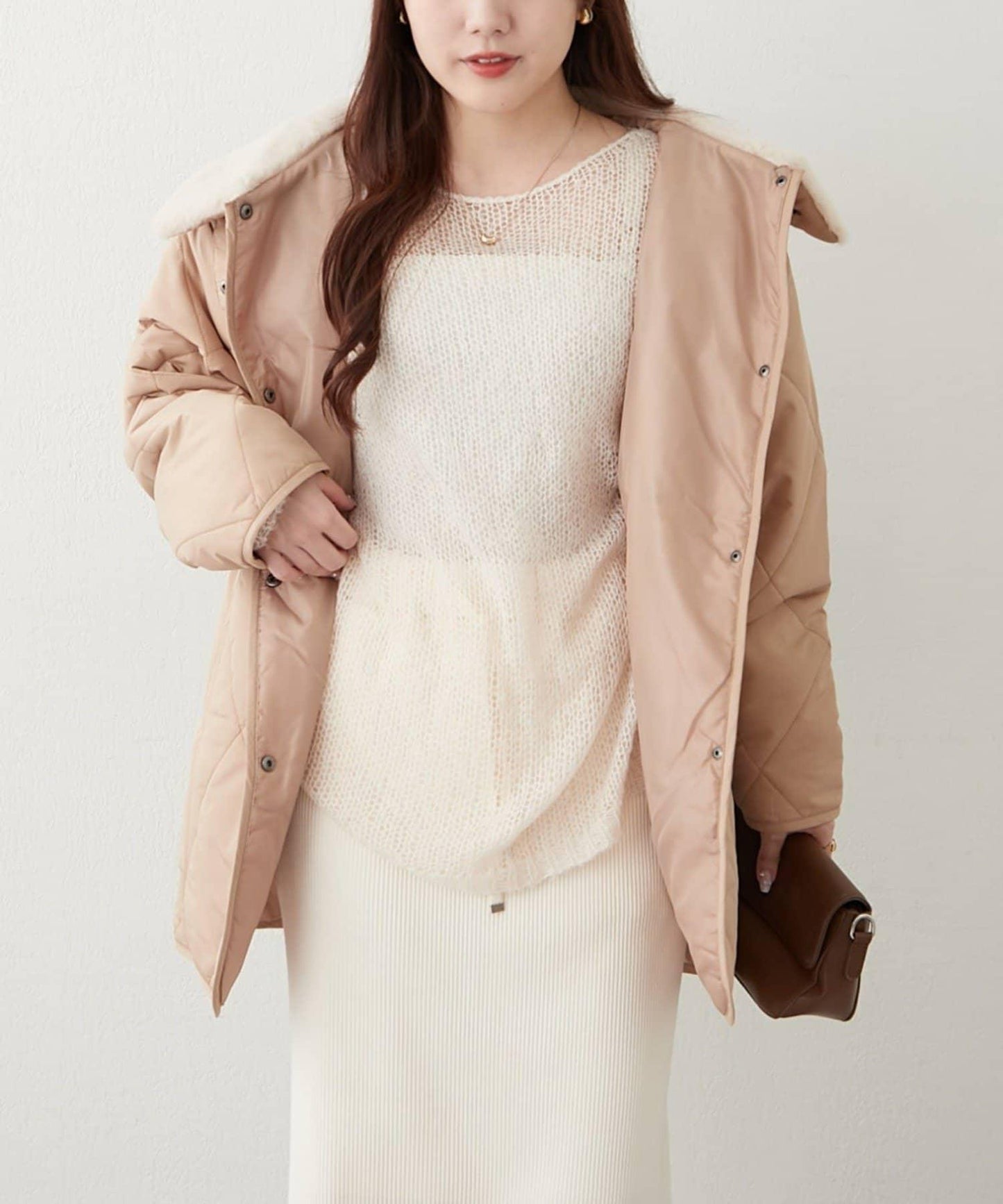 毛絨領拼接棉服