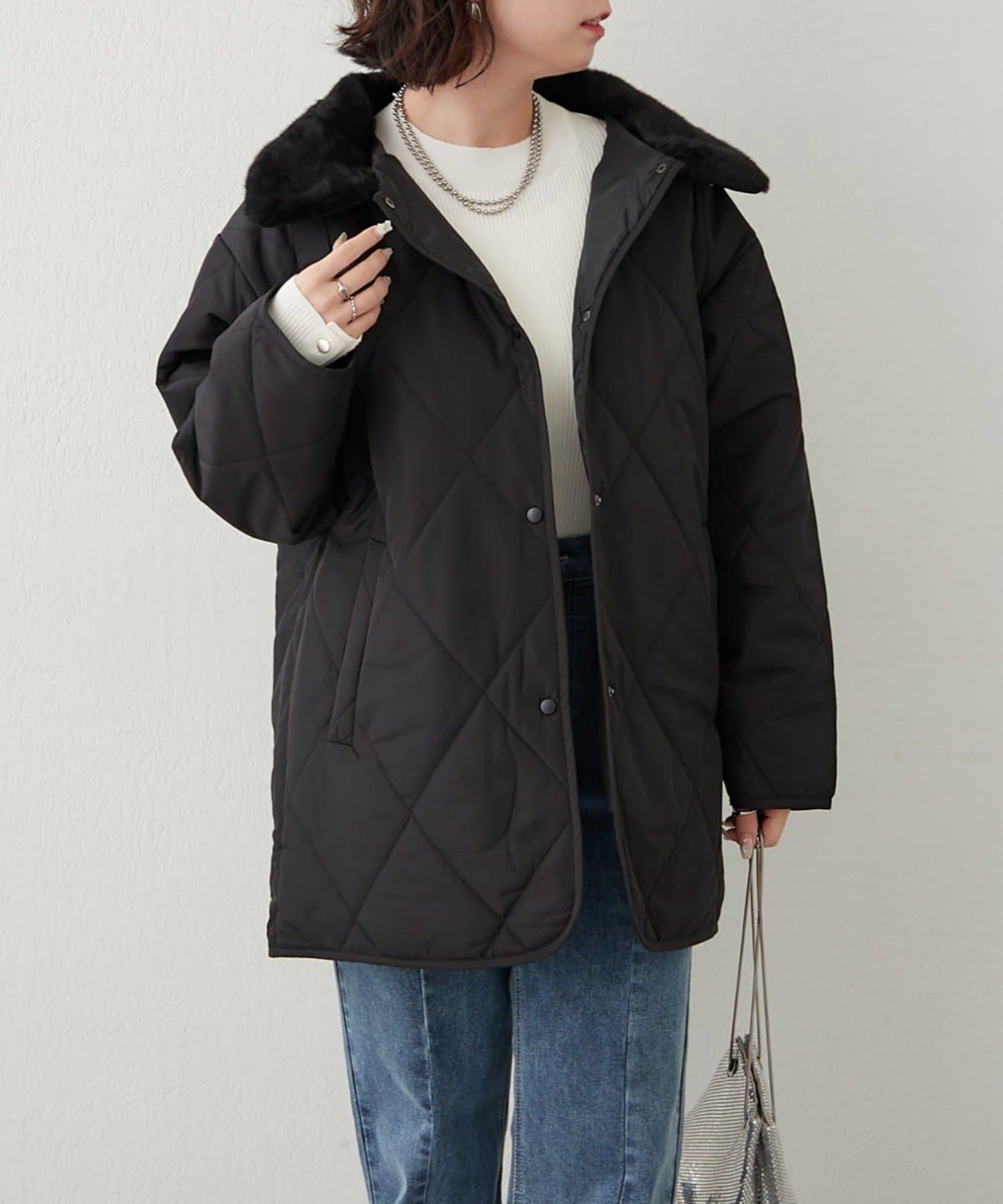 毛絨領拼接棉服