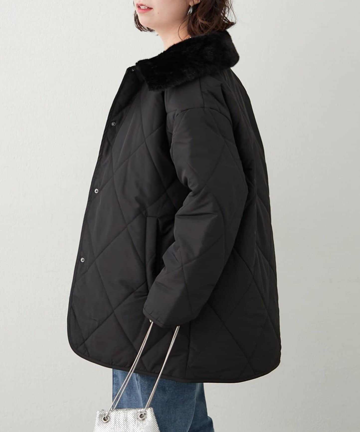 毛絨領拼接棉服