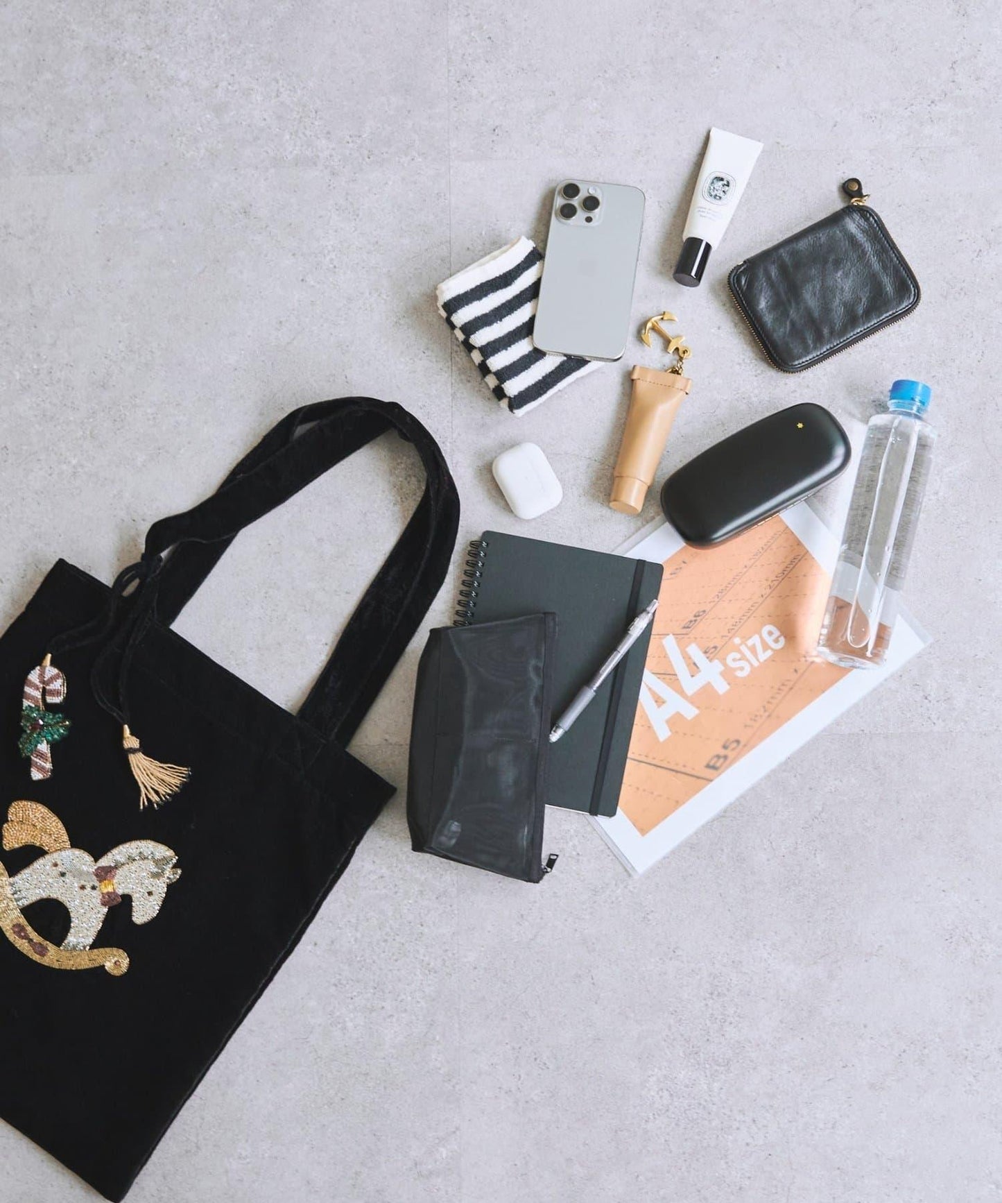 《CITRUS》木馬刺繡托特包