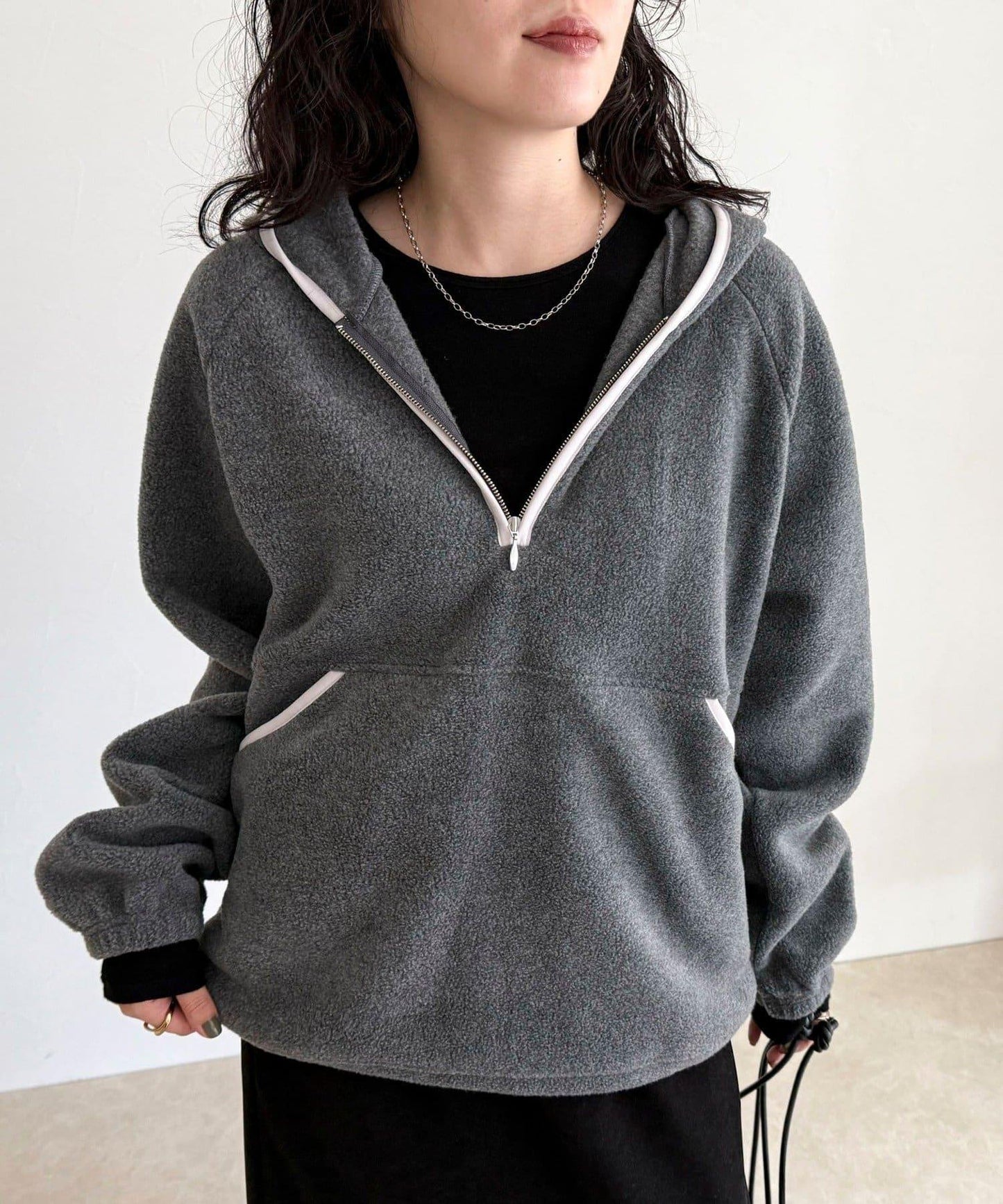 連帽抓絨套頭衫