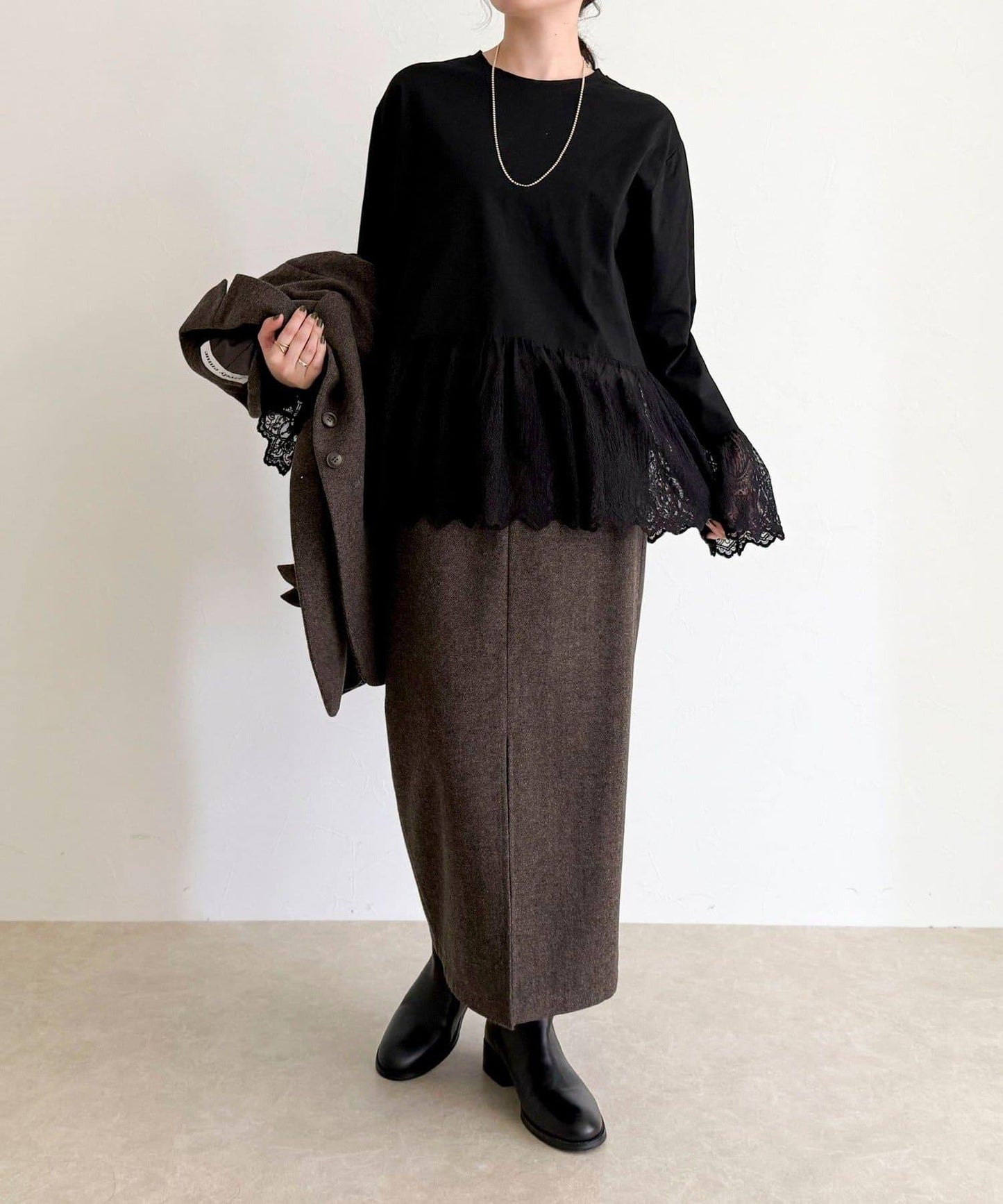 蕾絲拼接長袖T恤