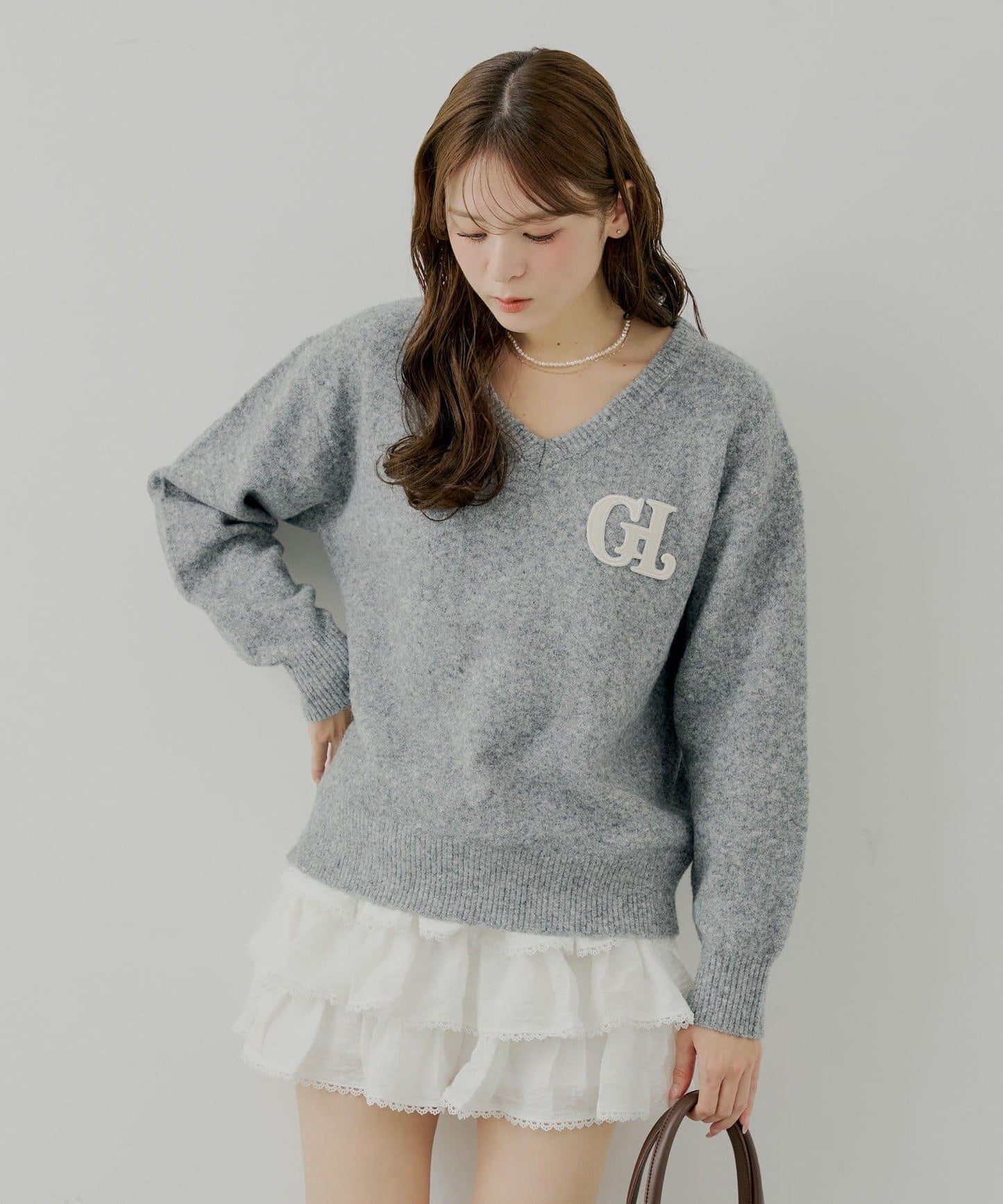 胸部標誌V領寬鬆針織衫