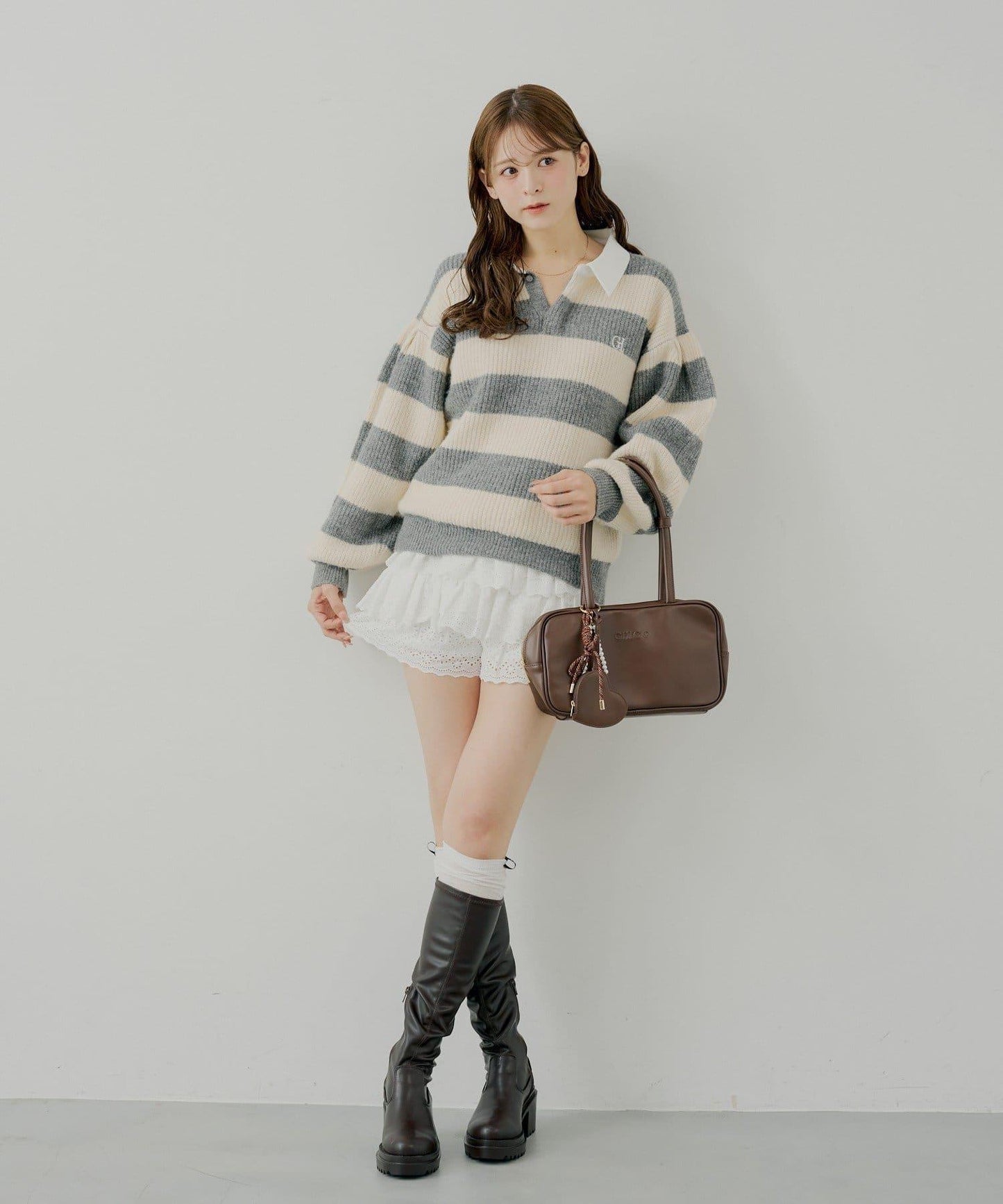 寬鬆條紋橄欖球針織衫