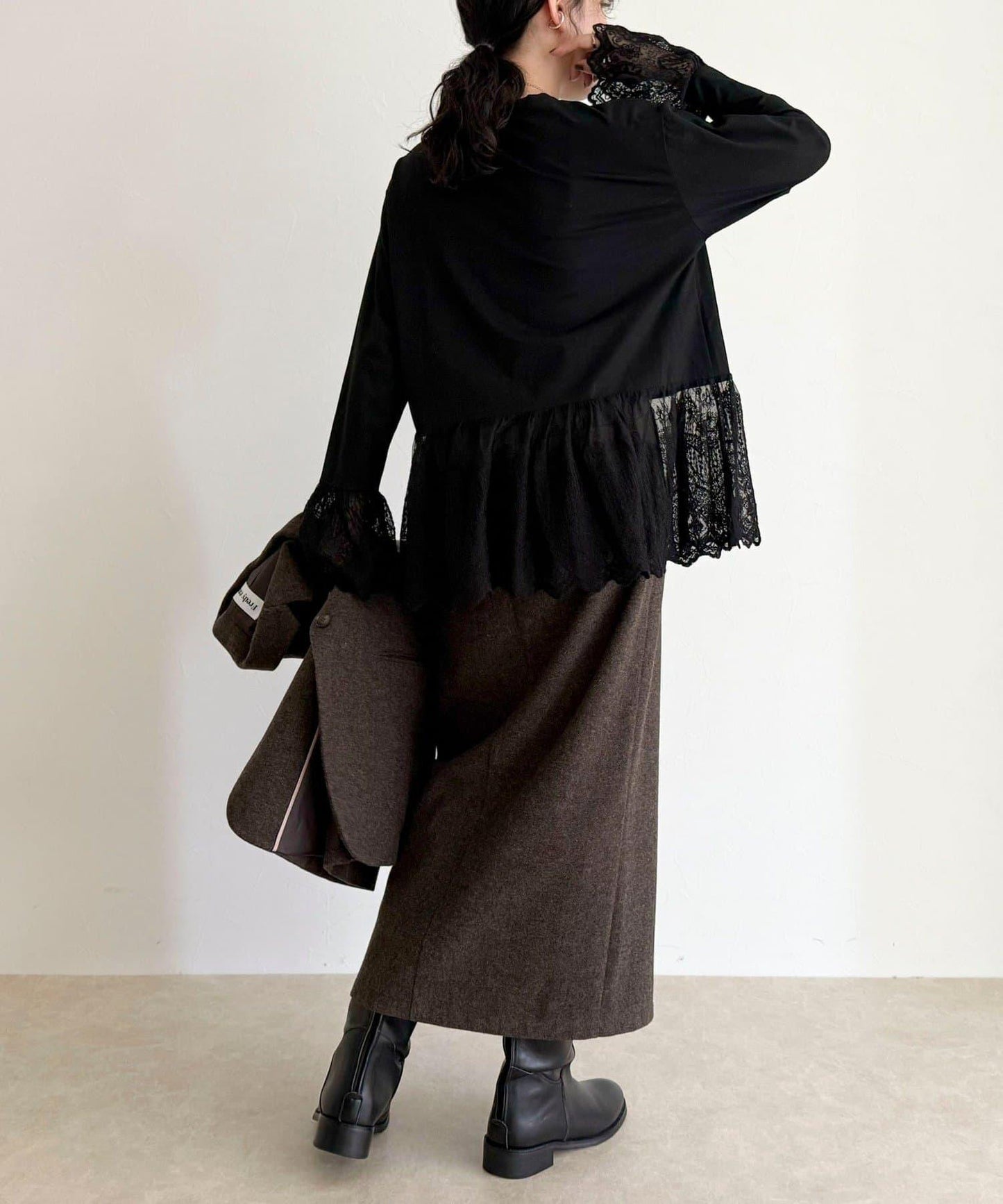 蕾絲拼接長袖T恤