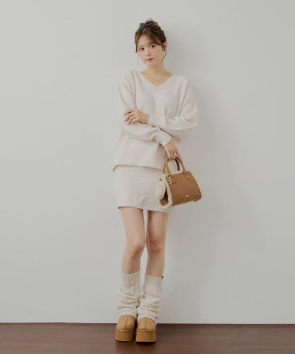 胸部標誌V領寬鬆針織衫