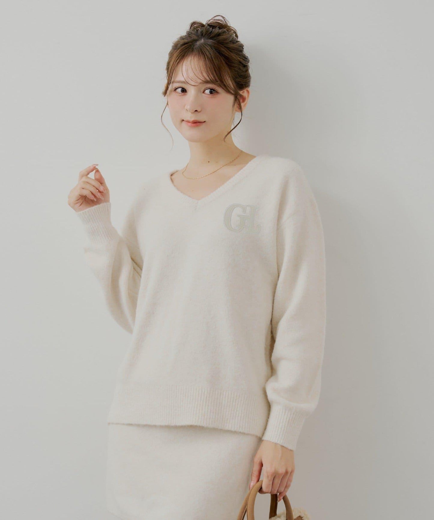 胸部標誌V領寬鬆針織衫