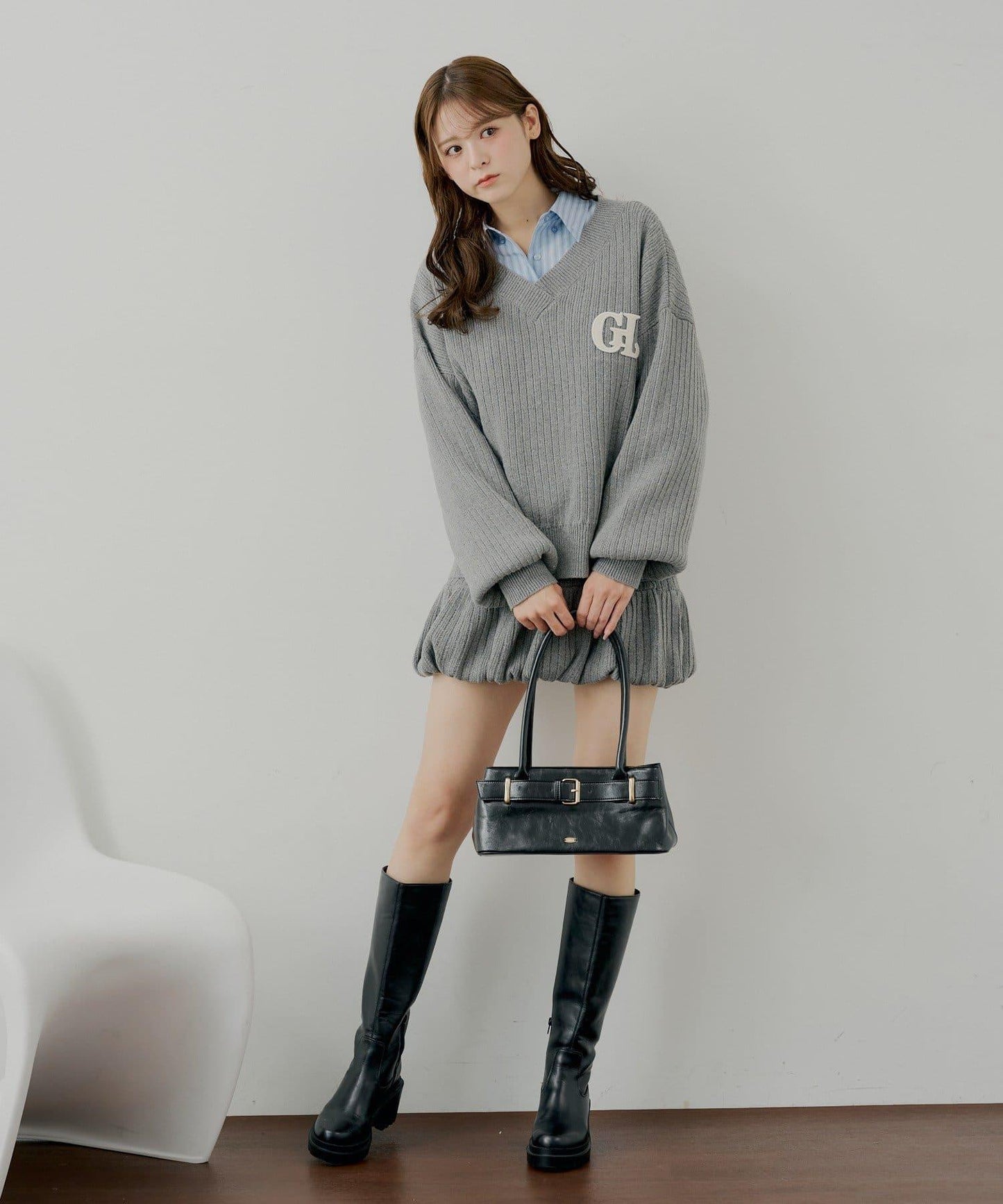 附胸針條紋寬鬆襯衫