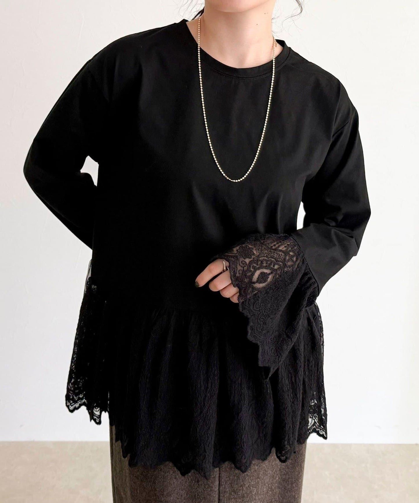 蕾絲拼接長袖T恤