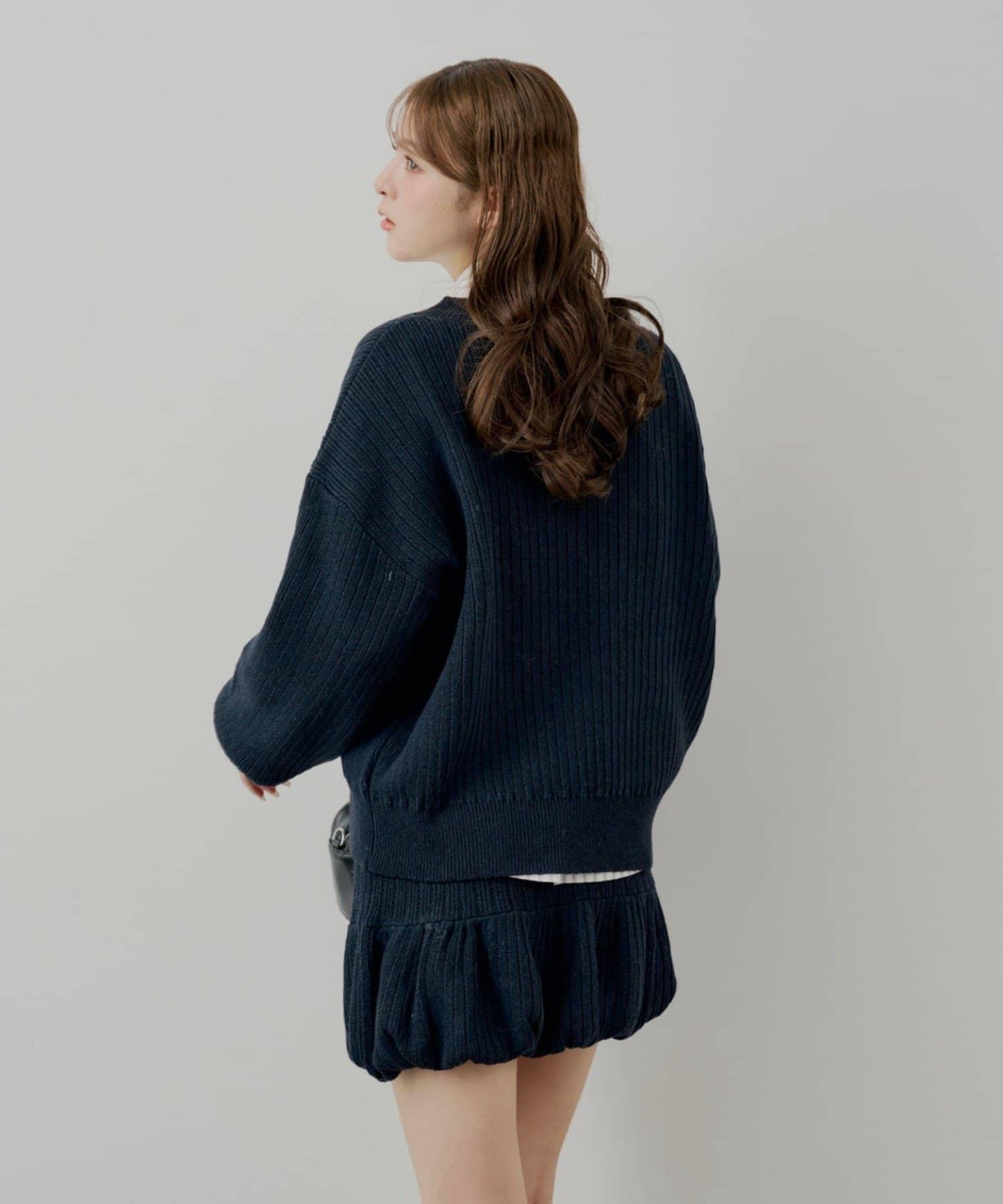 附胸針條紋寬鬆襯衫