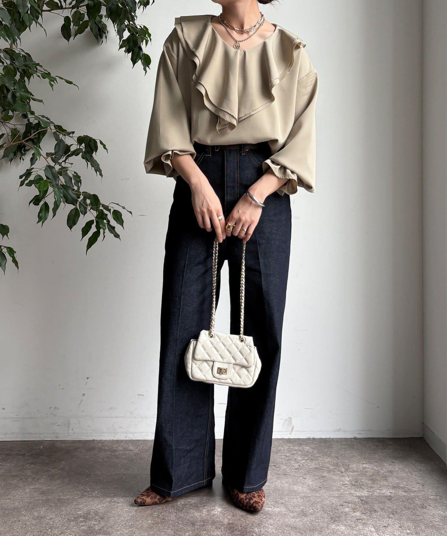 【WEB限定】ピコフリルカラーブラウス