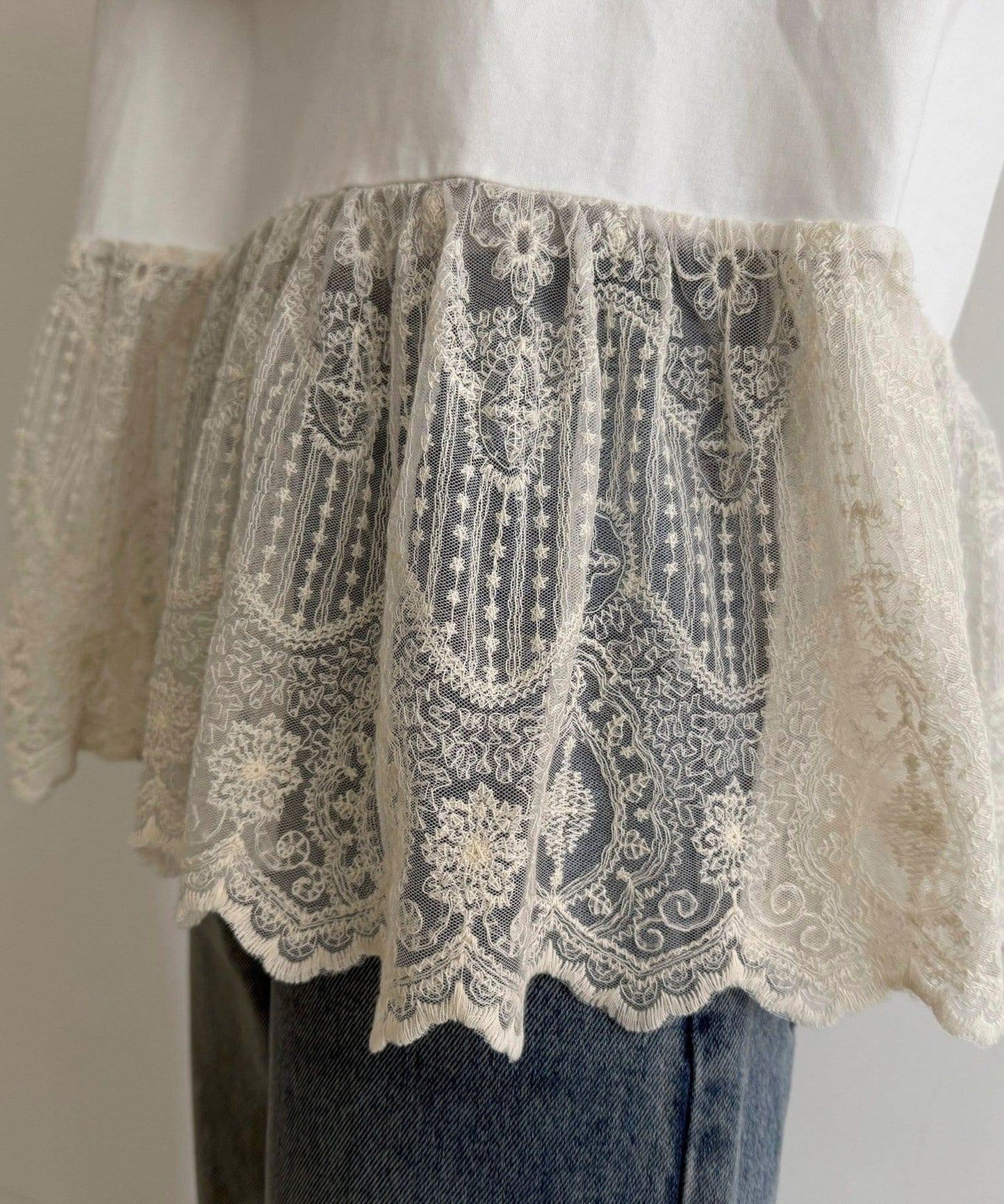 蕾絲拼接長袖T恤