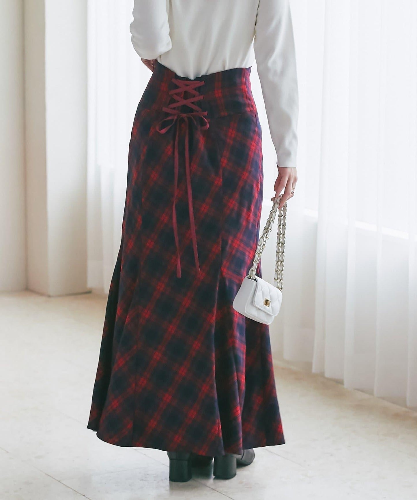 後繫帶格紋半身裙