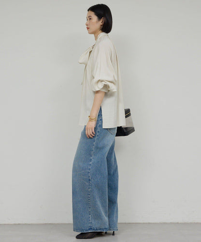 褶皺蝴蝶結領女襯衫