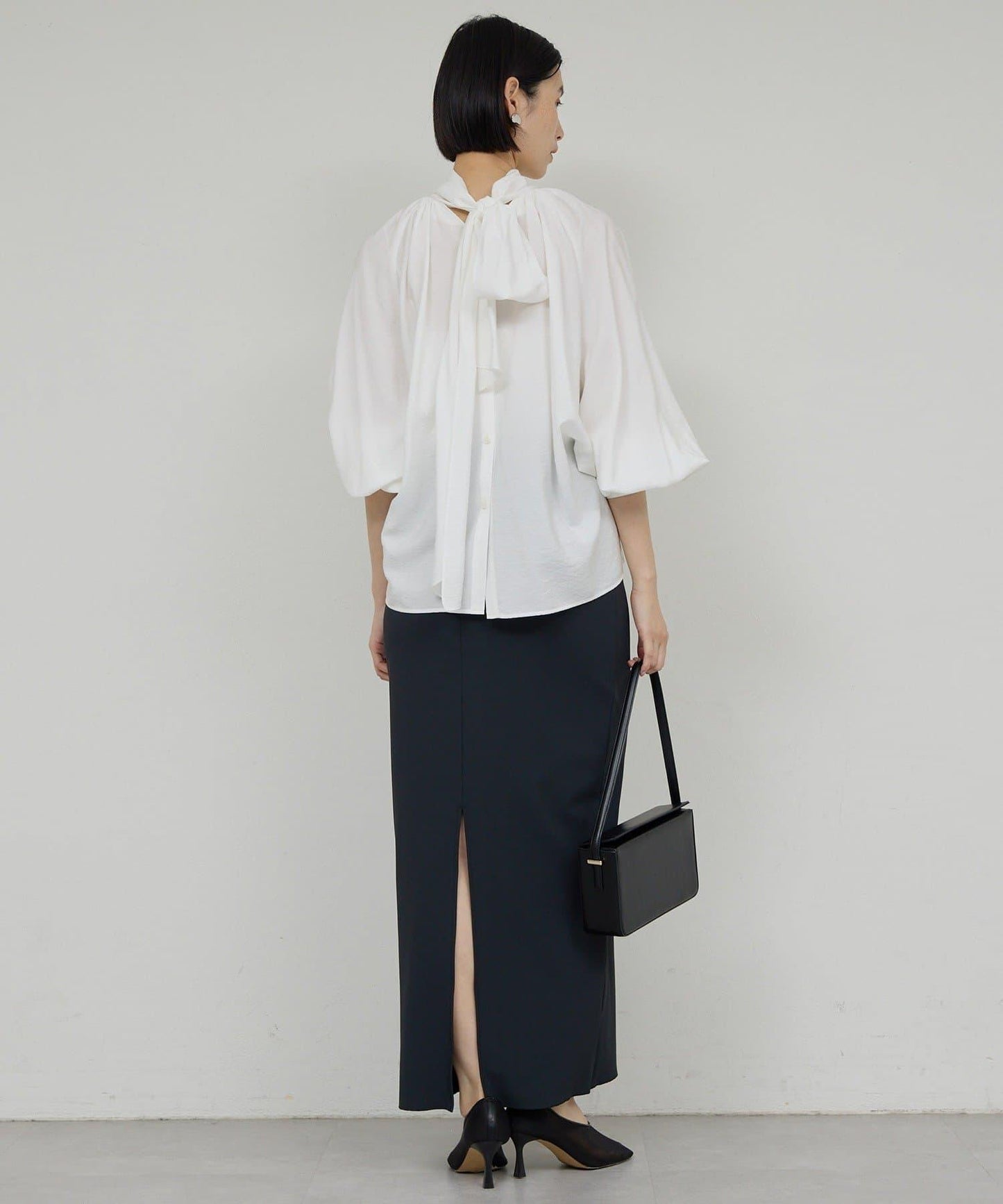 褶皺蝴蝶結領女襯衫