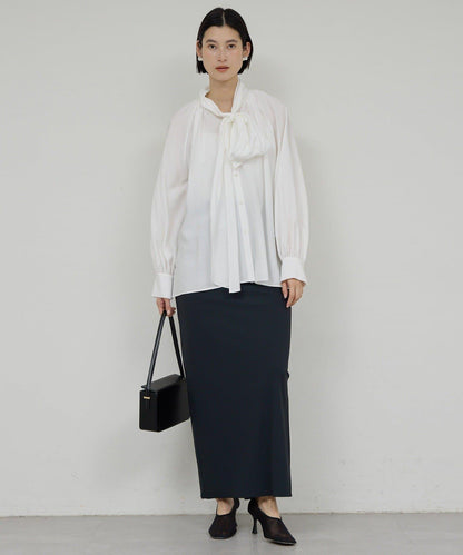 褶皺蝴蝶結領女襯衫