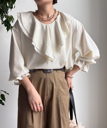 【WEB限定】ピコフリルカラーブラウス