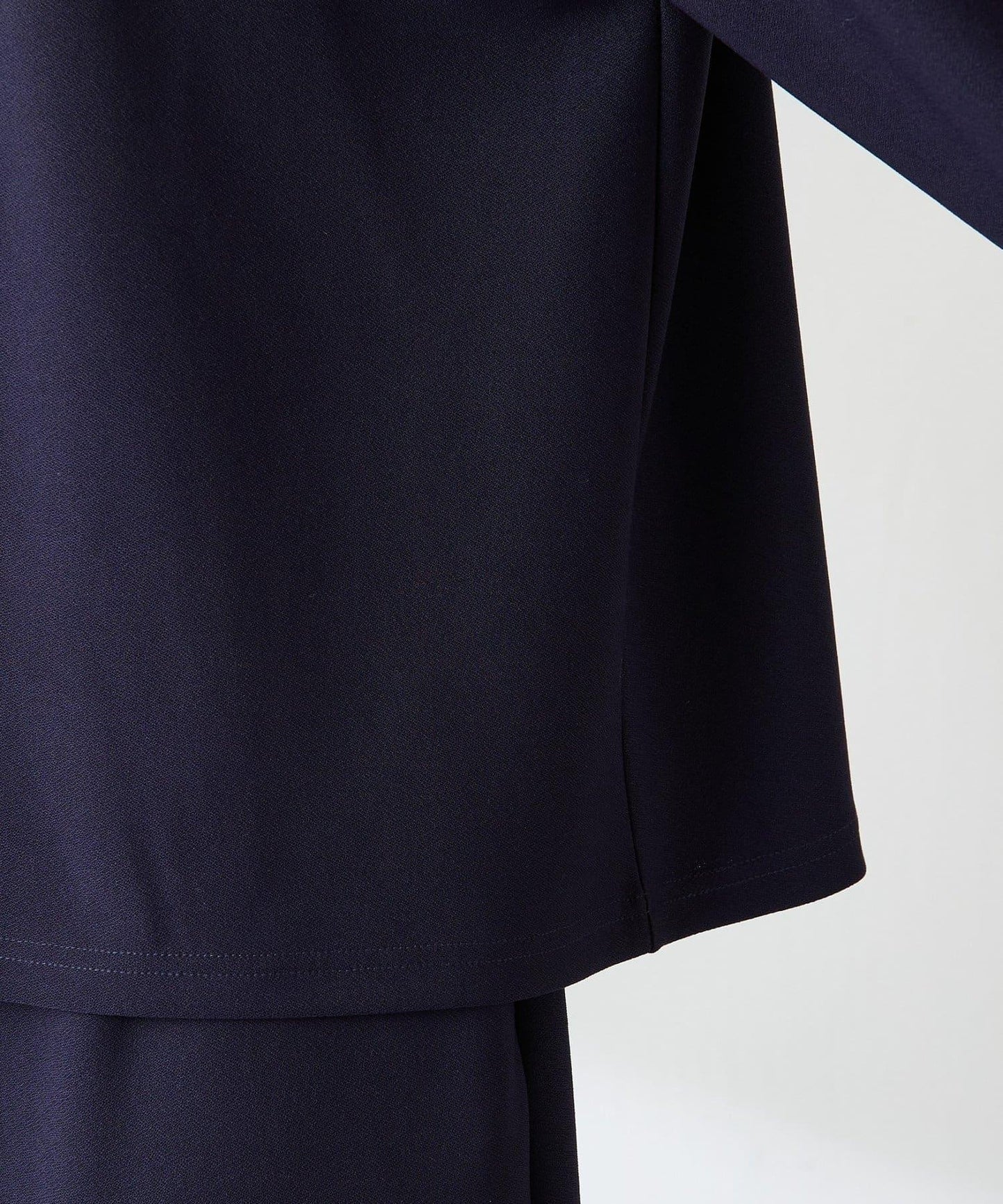 【適合正式場合◎】珠飾線條剪裁套裝/禮服