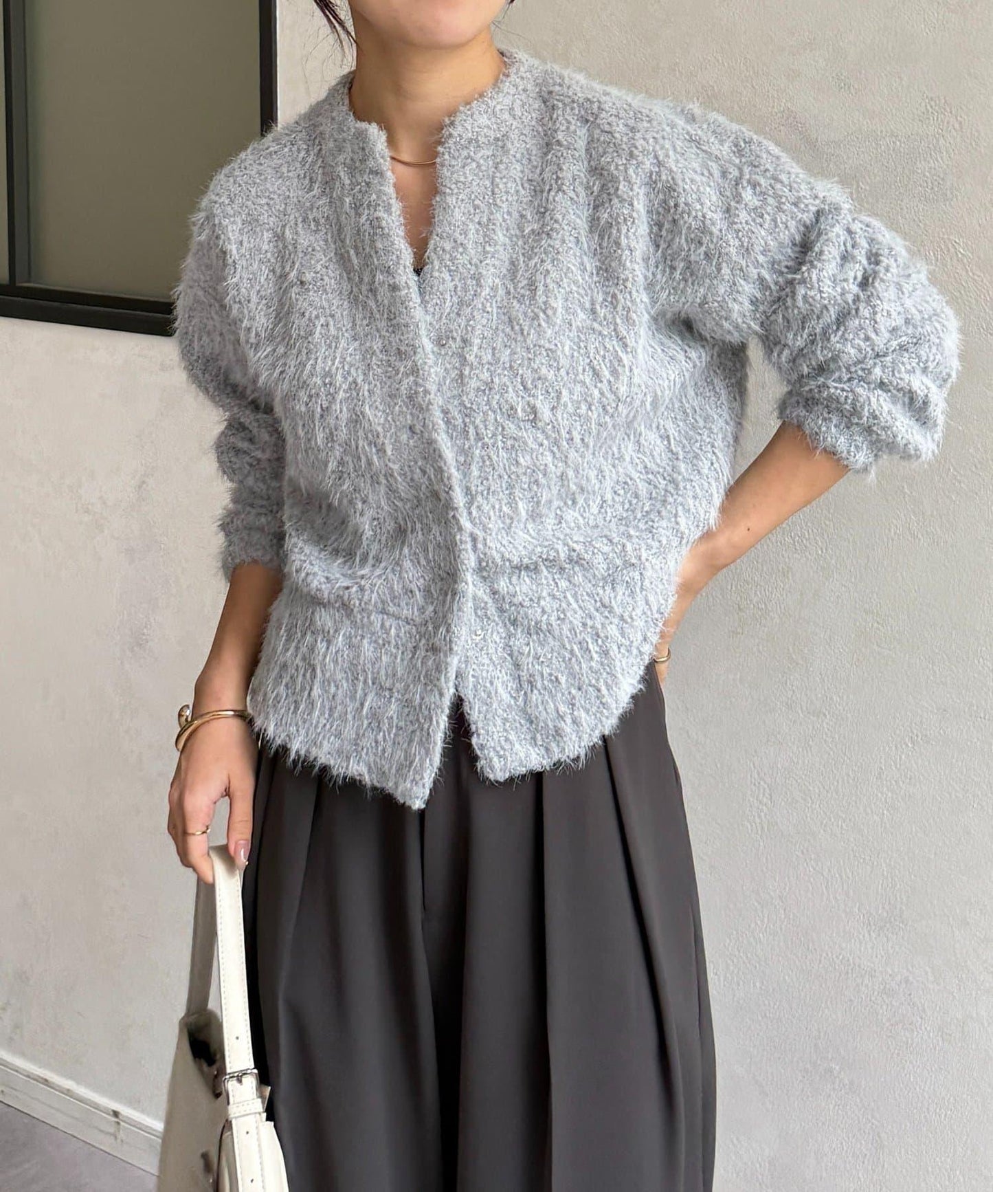 V領剪裁絨面開衫