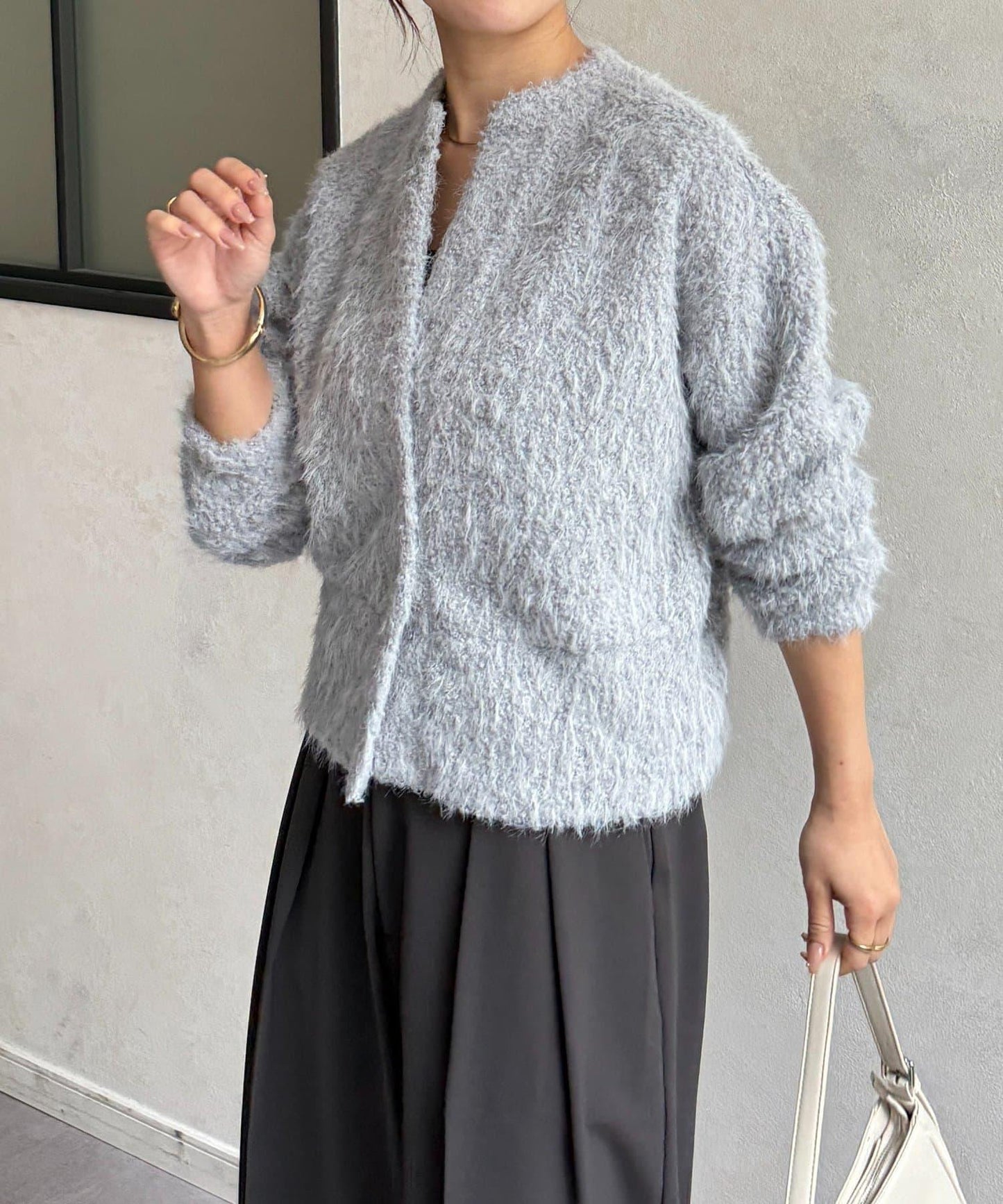 V領剪裁絨面開衫