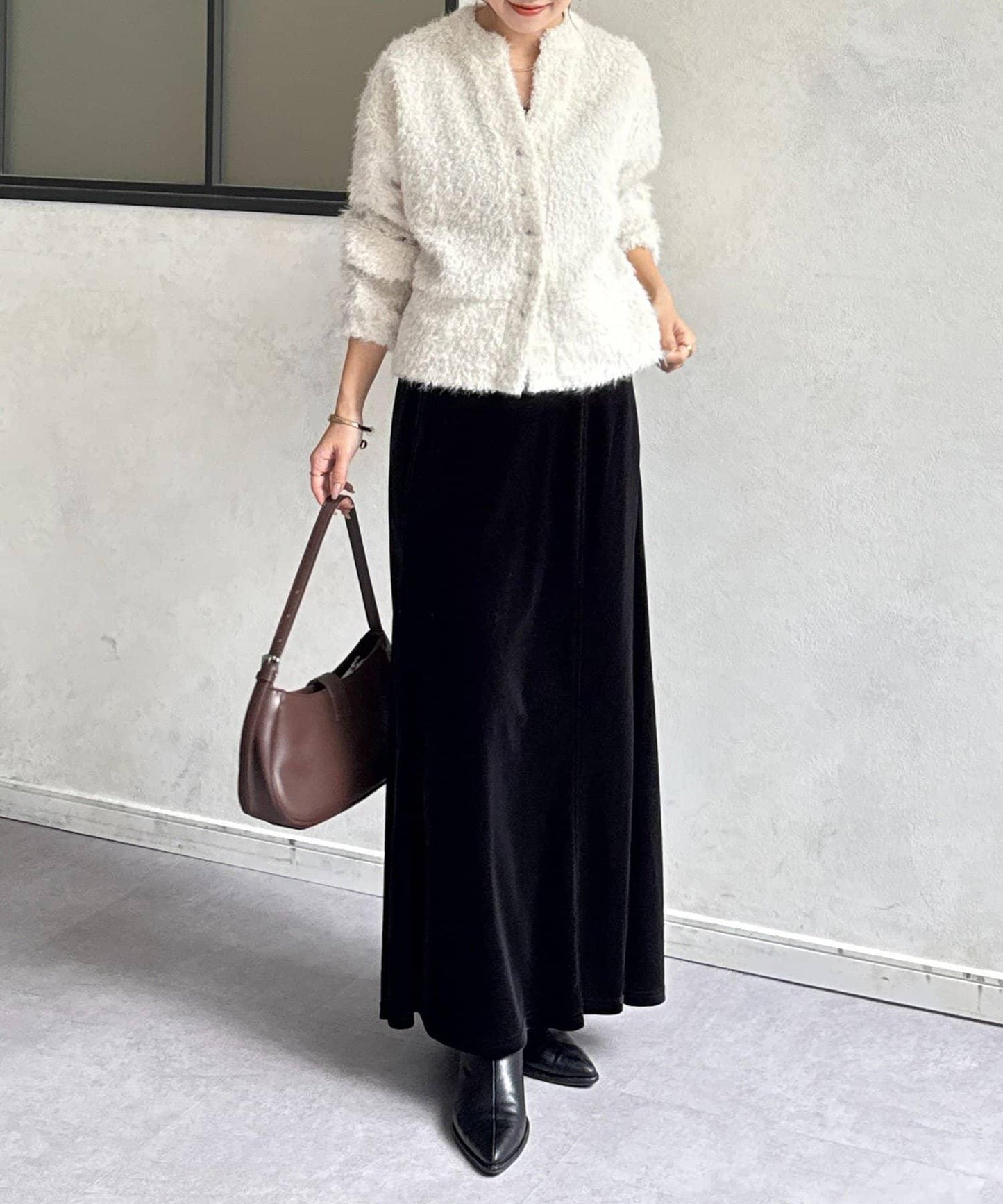 V領剪裁絨面開衫