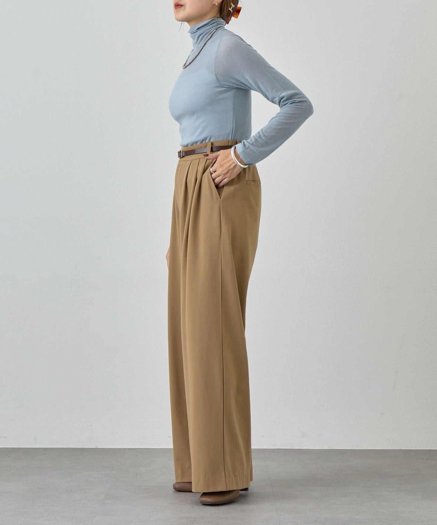 透視高領針織衫