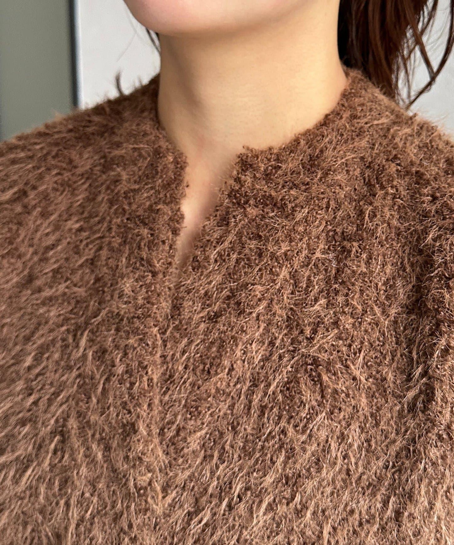 V領剪裁絨面開衫