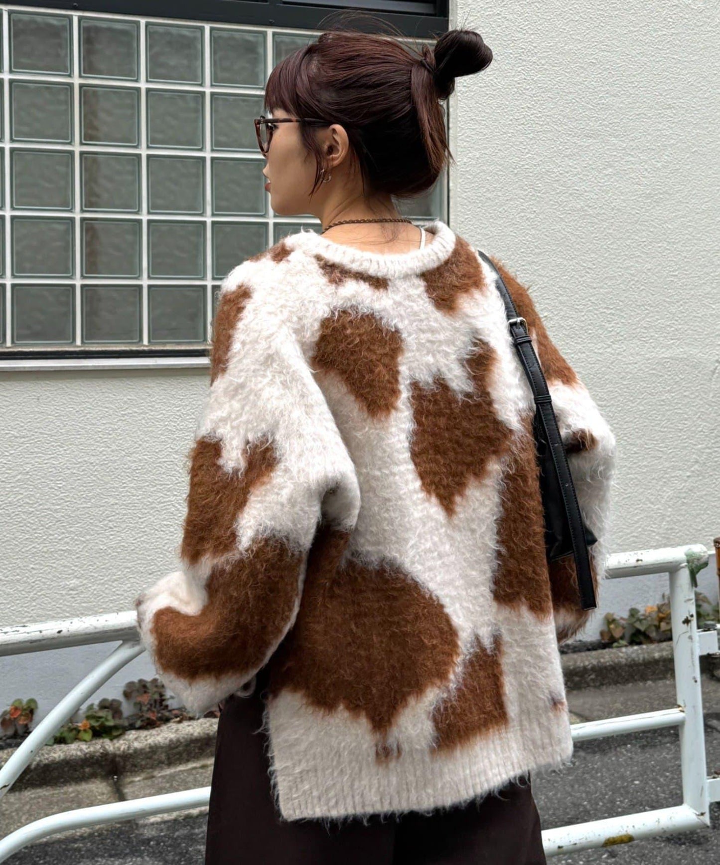 動物紋長毛針織衫