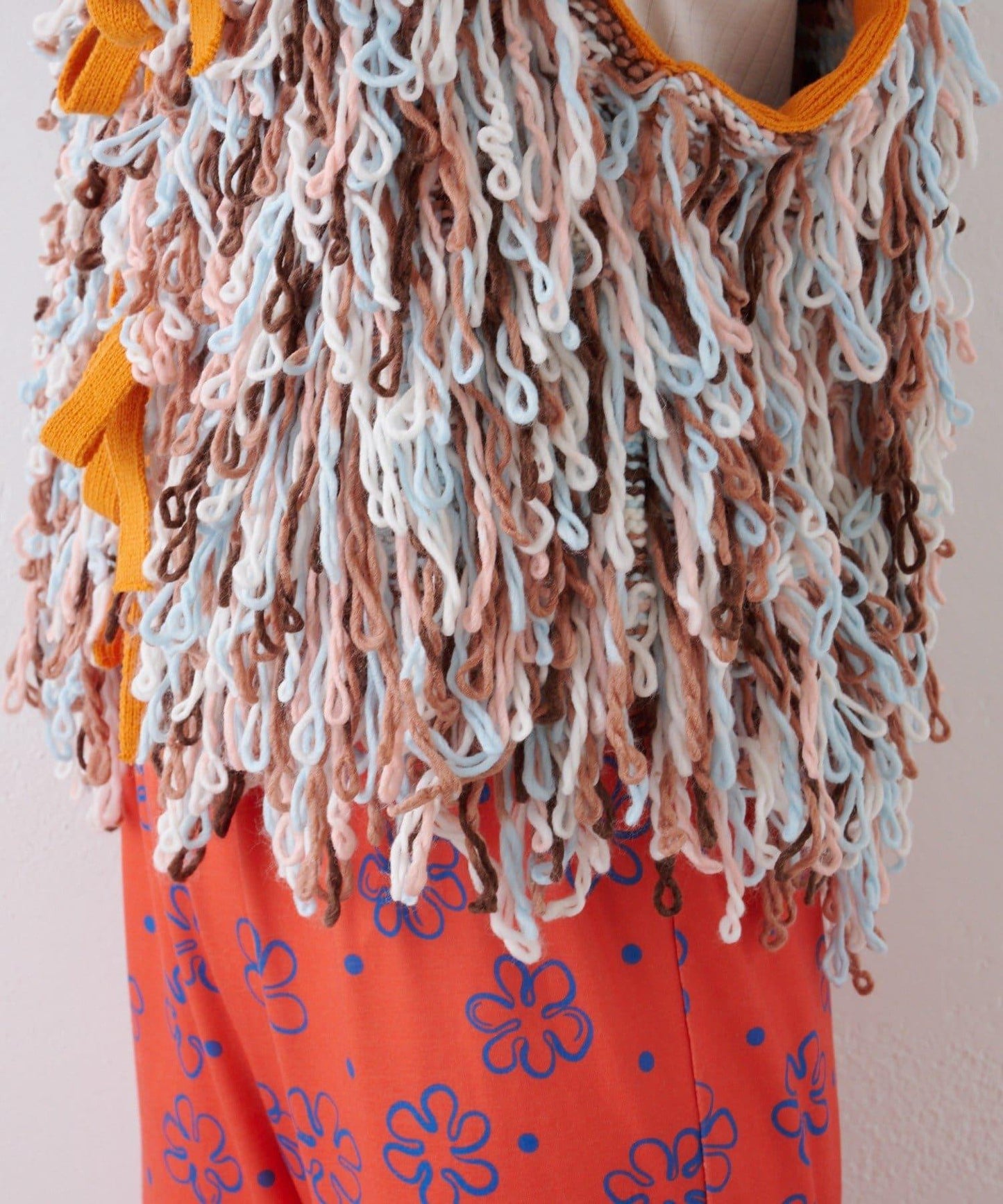 ★【HELLO.SANFRANCISCO/ハローサンフランシスコ】カラーループフリンジリボンベスト