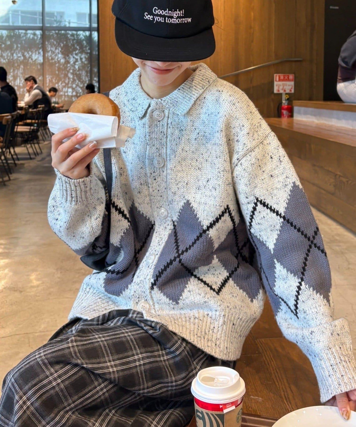 【UNISEX】菱格紋拼色領口雜色針織開衫