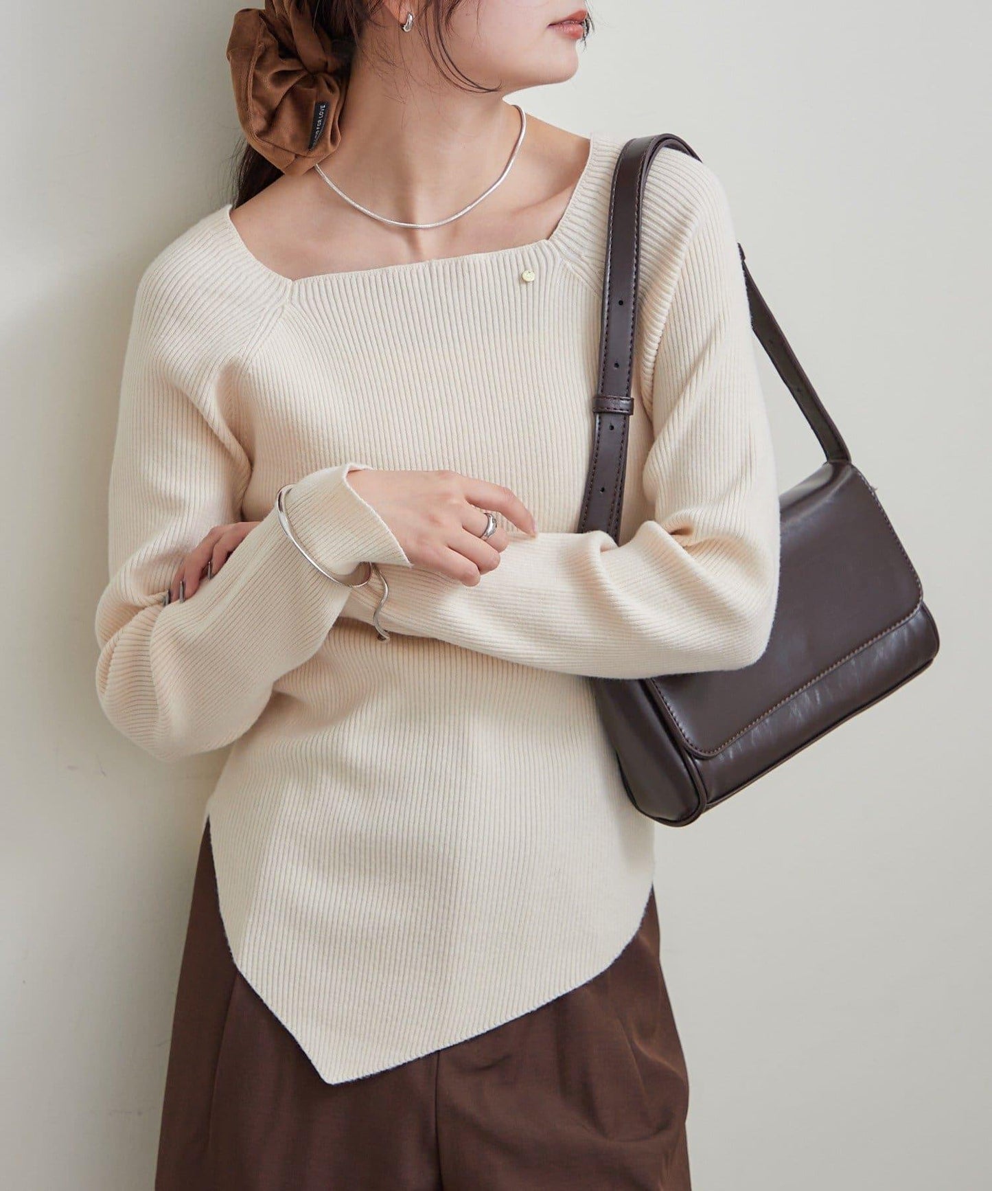 方領羅紋針織衫