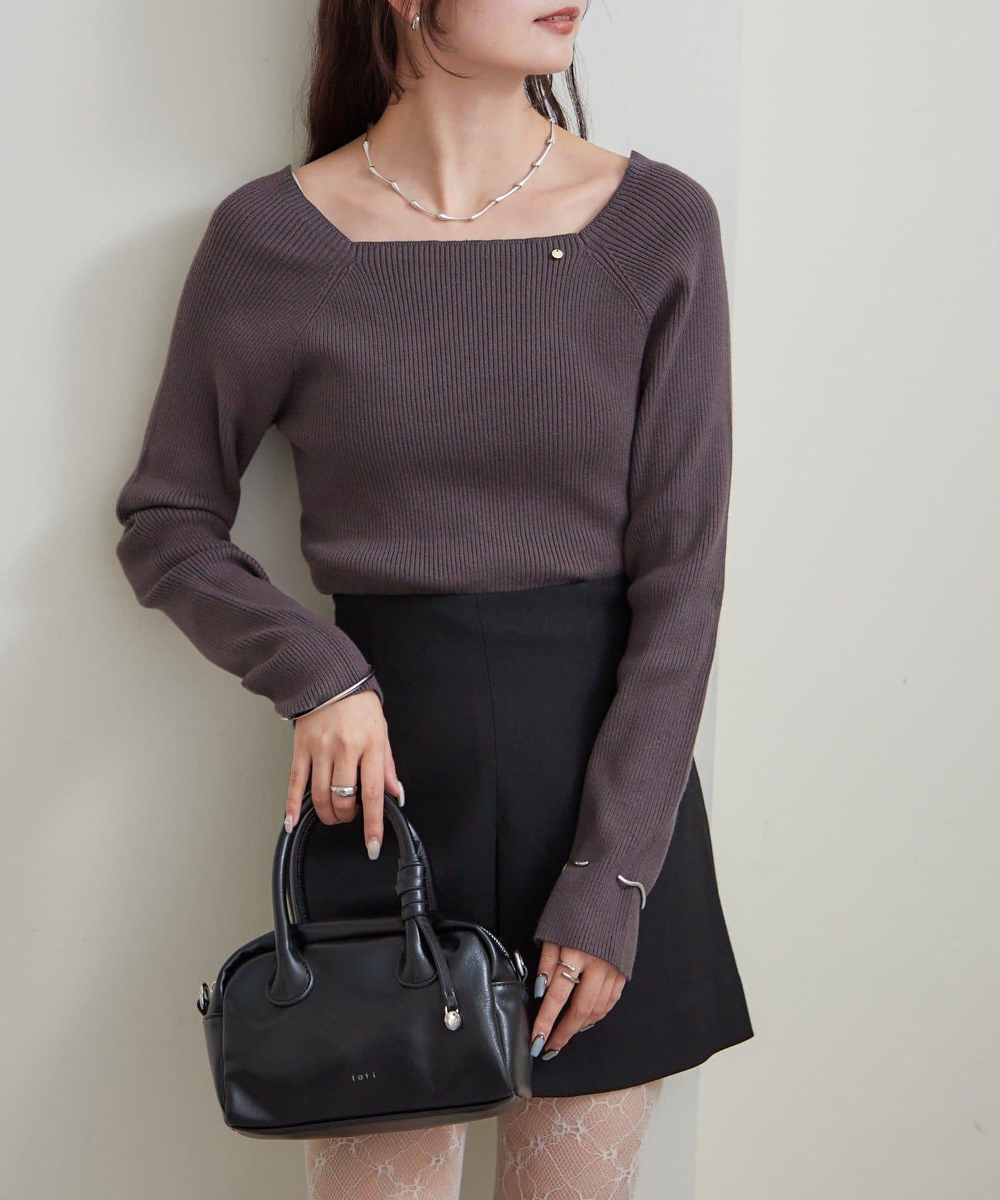 方領羅紋針織衫