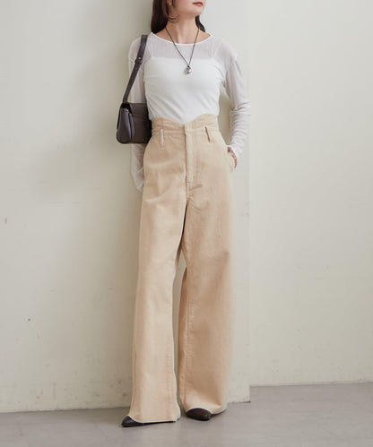 帶飾牌圓領長袖T恤