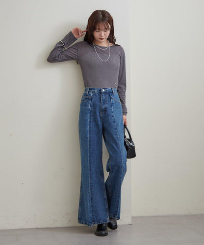 帶飾牌圓領長袖T恤