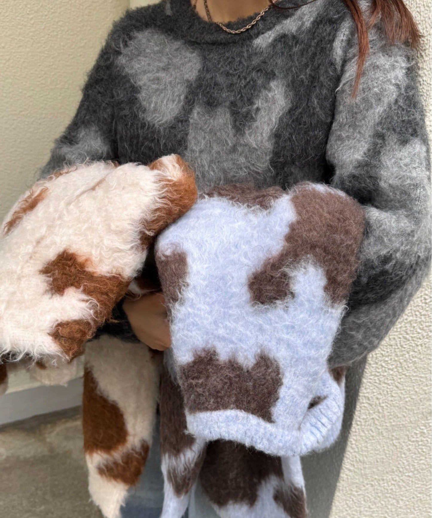 動物紋長毛針織衫