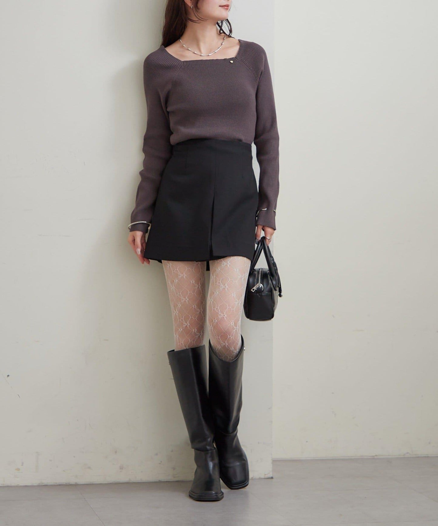 方領羅紋針織衫