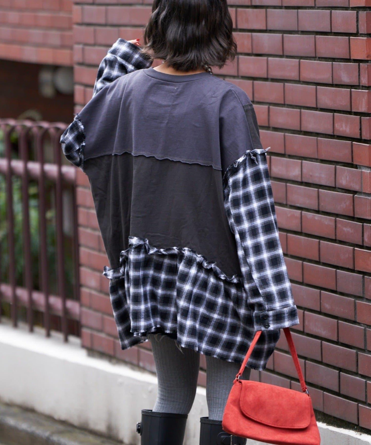 【etsinta/エシンタ】拼接格紋荷葉邊T恤