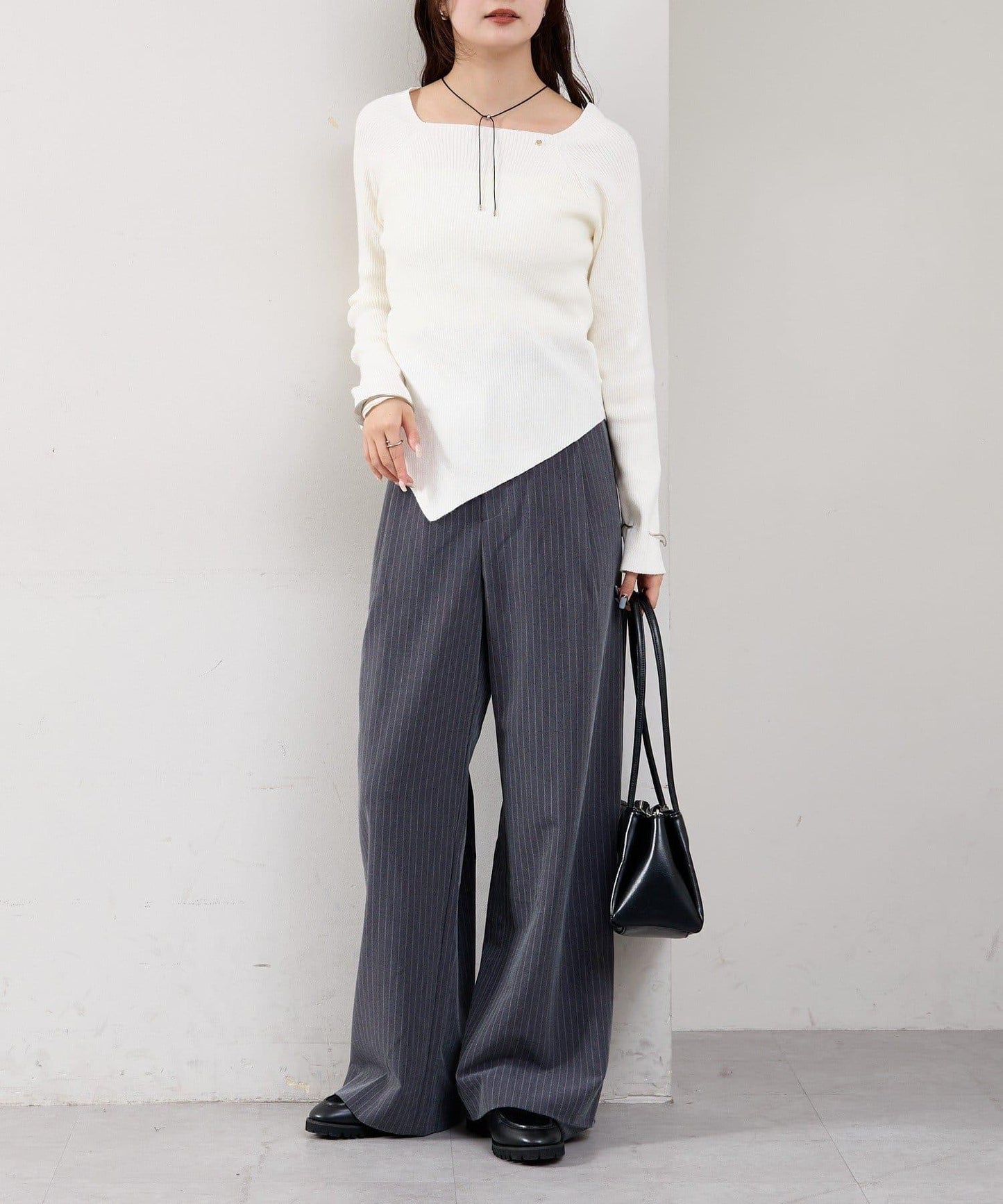 方領羅紋針織衫