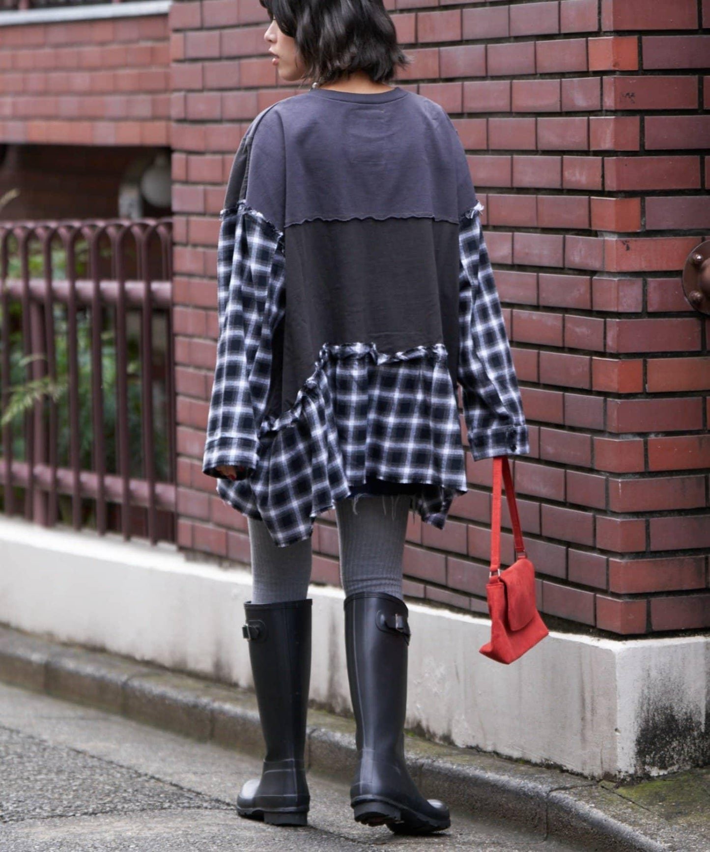 【etsinta/エシンタ】拼接格紋荷葉邊T恤