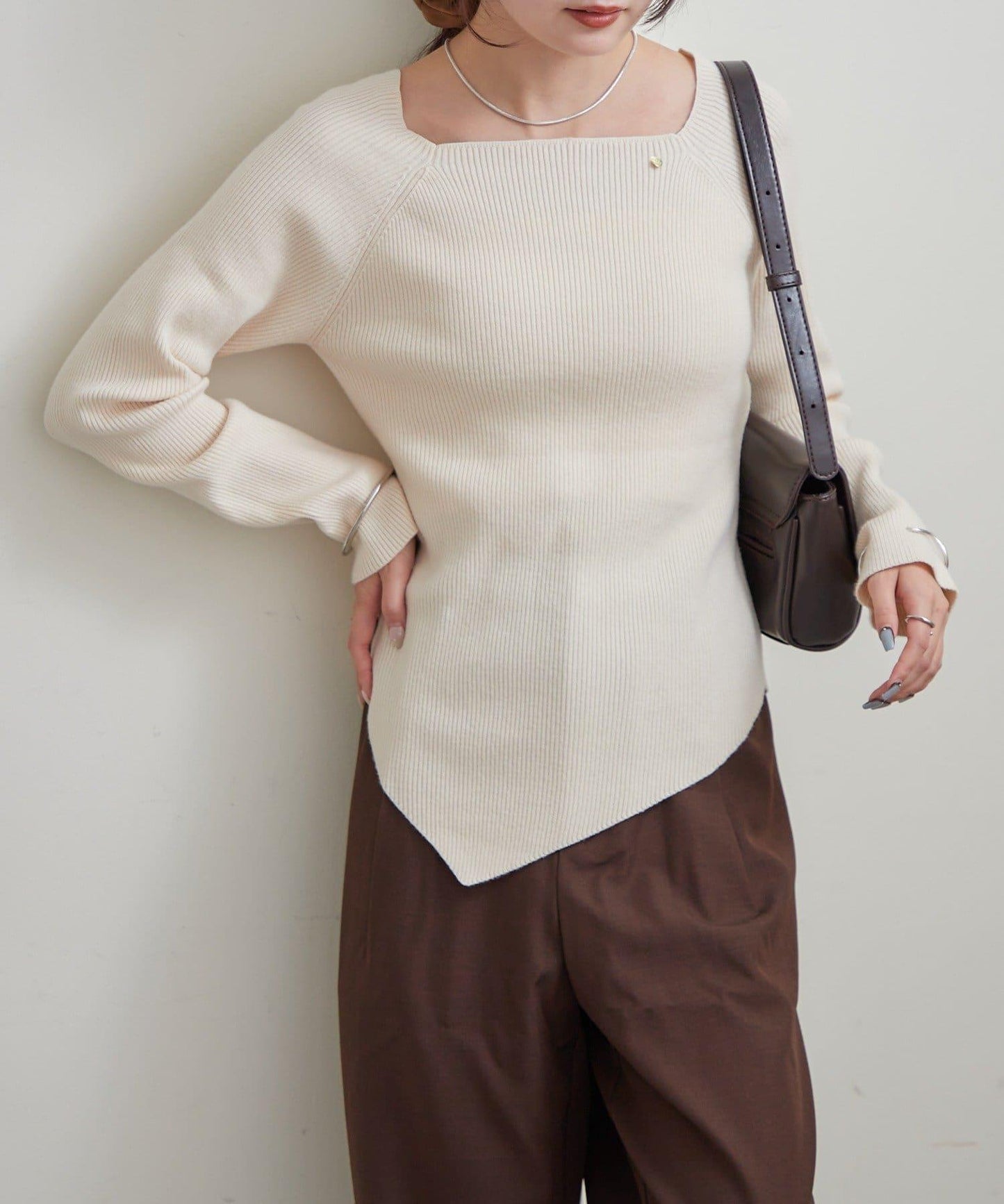 方領羅紋針織衫