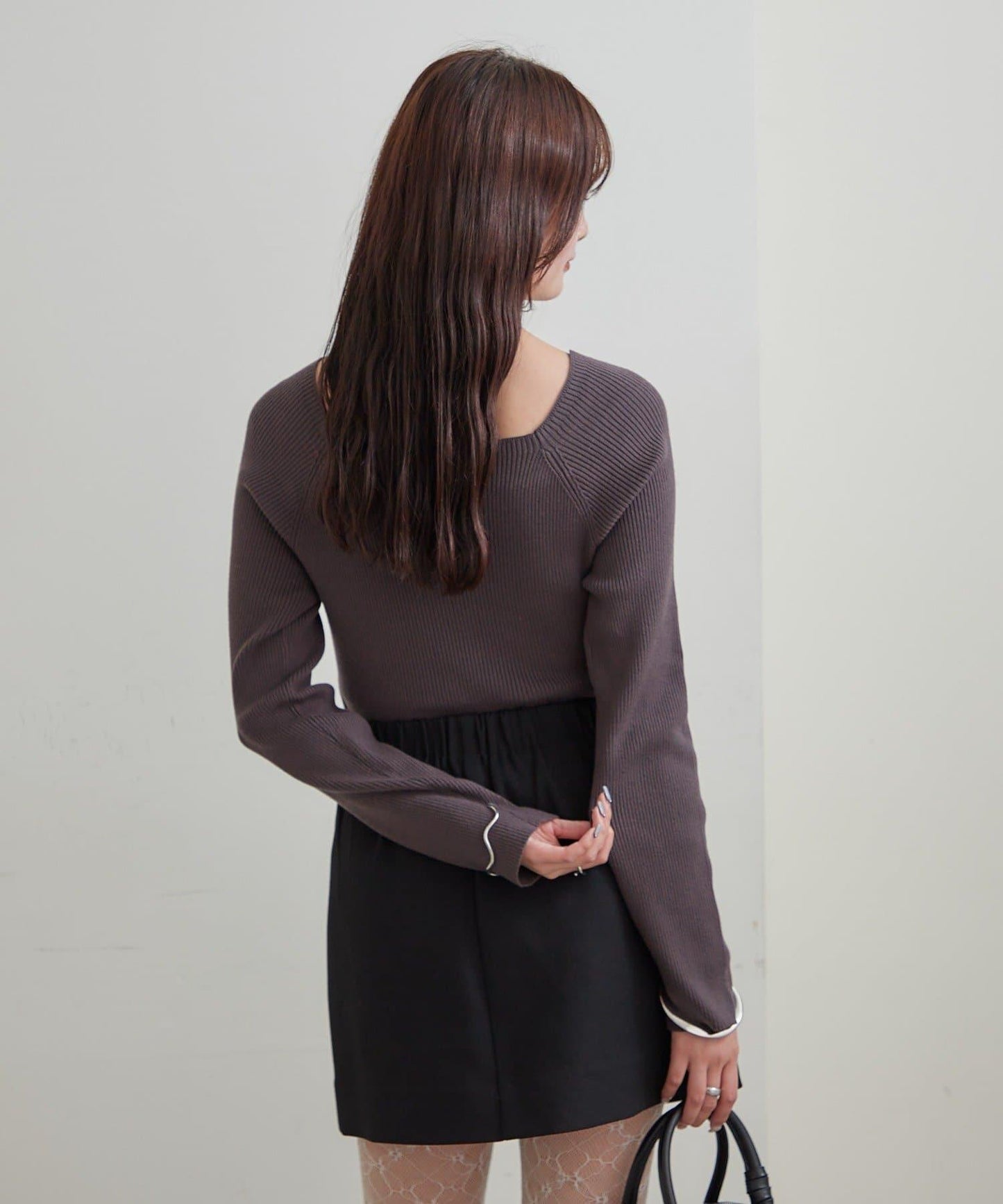 方領羅紋針織衫