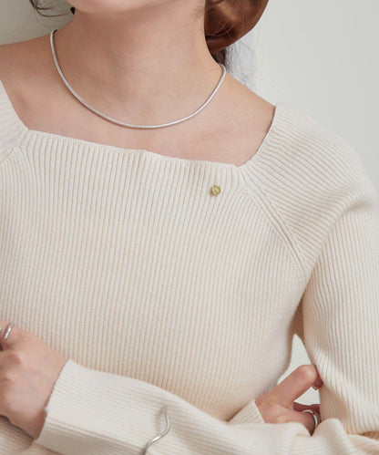 方領羅紋針織衫