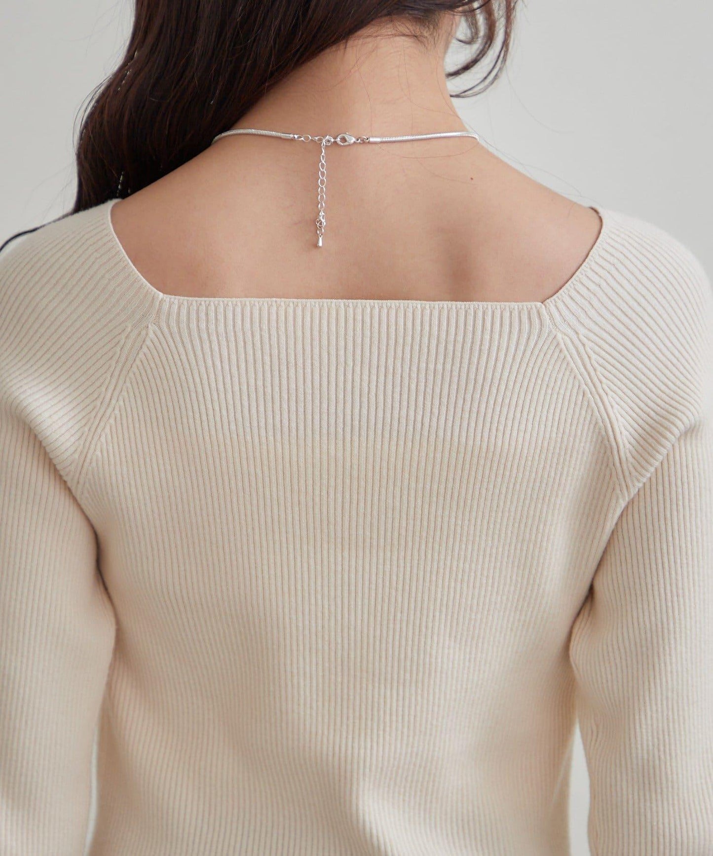 方領羅紋針織衫