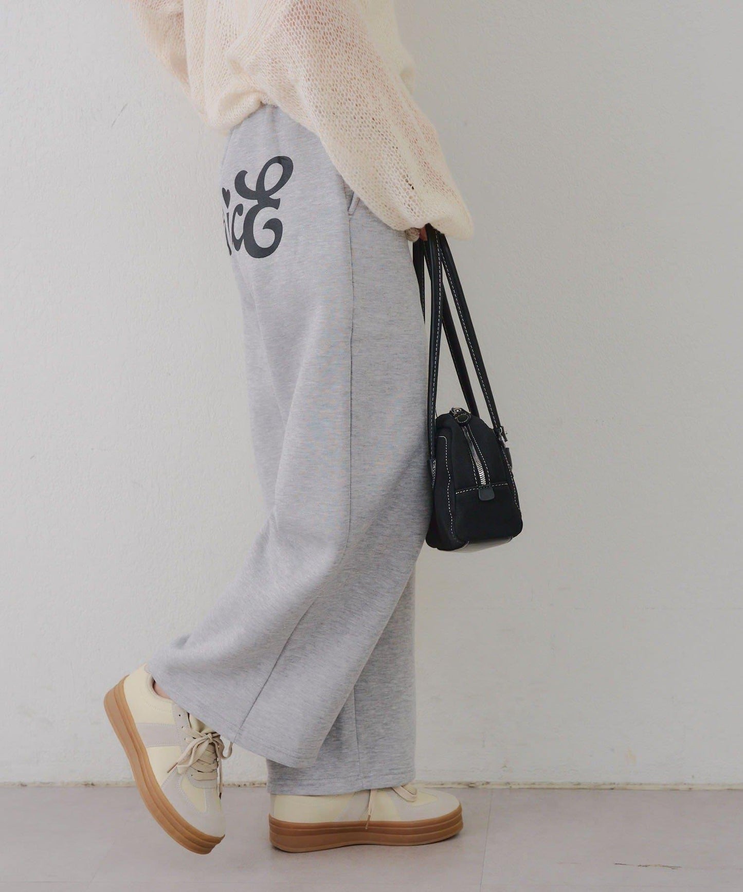 背面印花【RMAF】亮片休閒褲