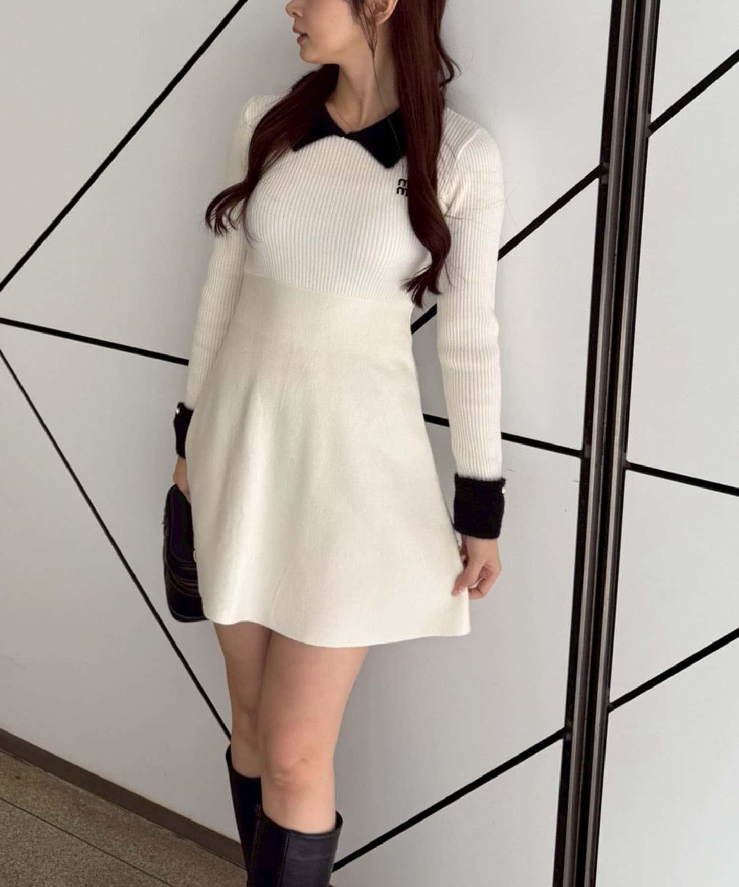 羽毛領羅紋針織連衣裙