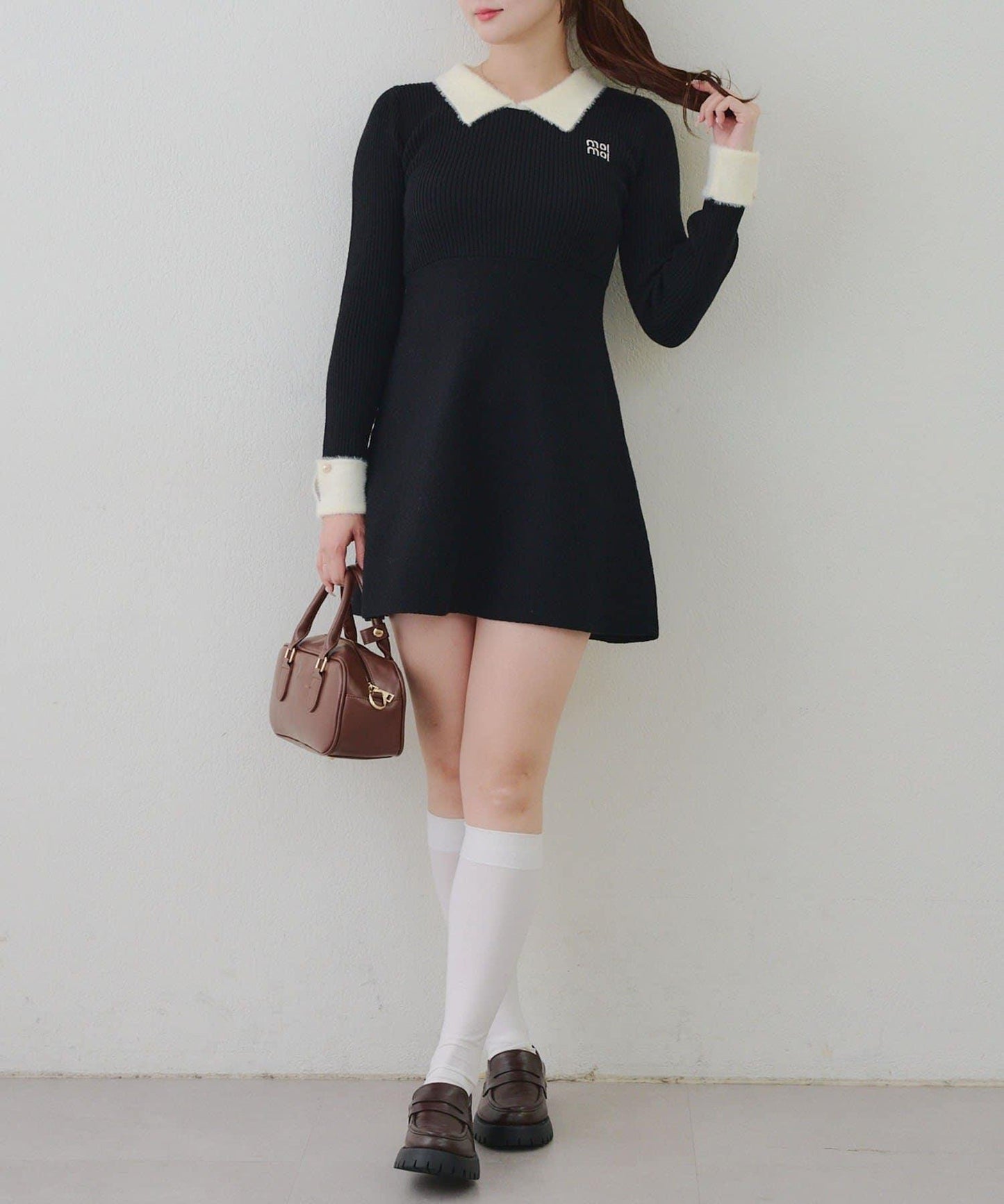 羽毛領羅紋針織連衣裙