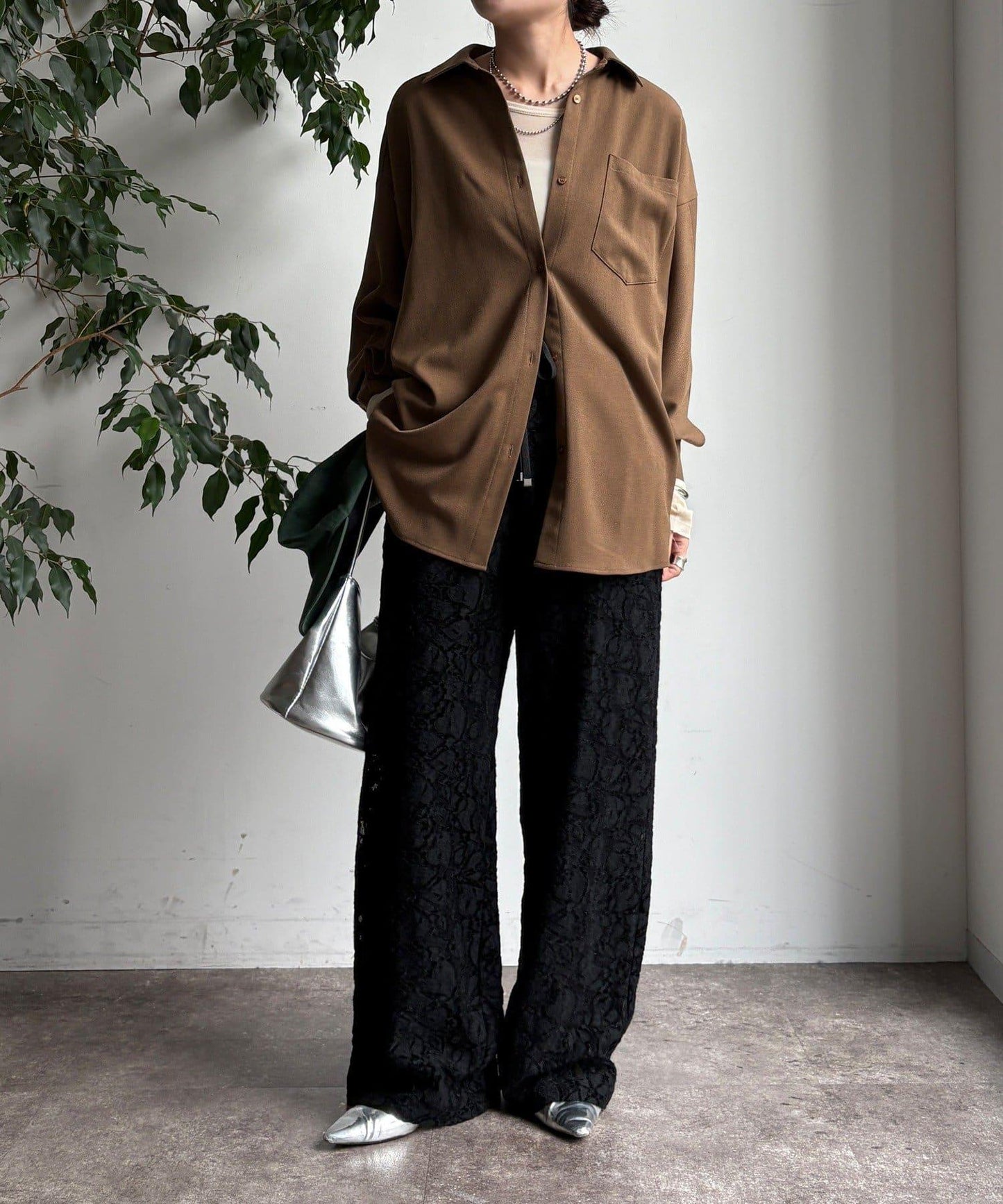 磨毛蕾絲休閒褲