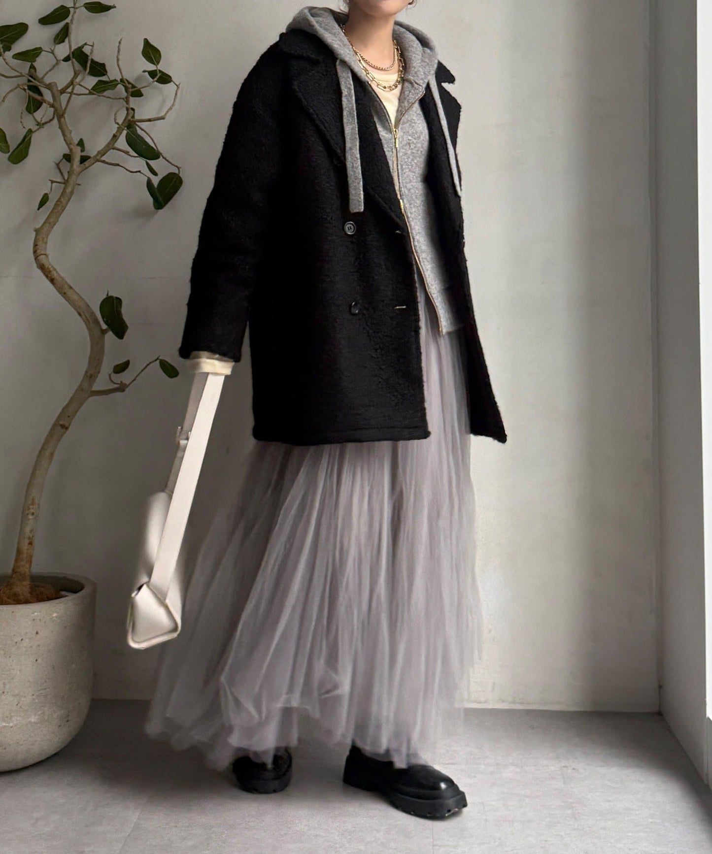 羊羔絨羽絨雙排扣西裝領大衣