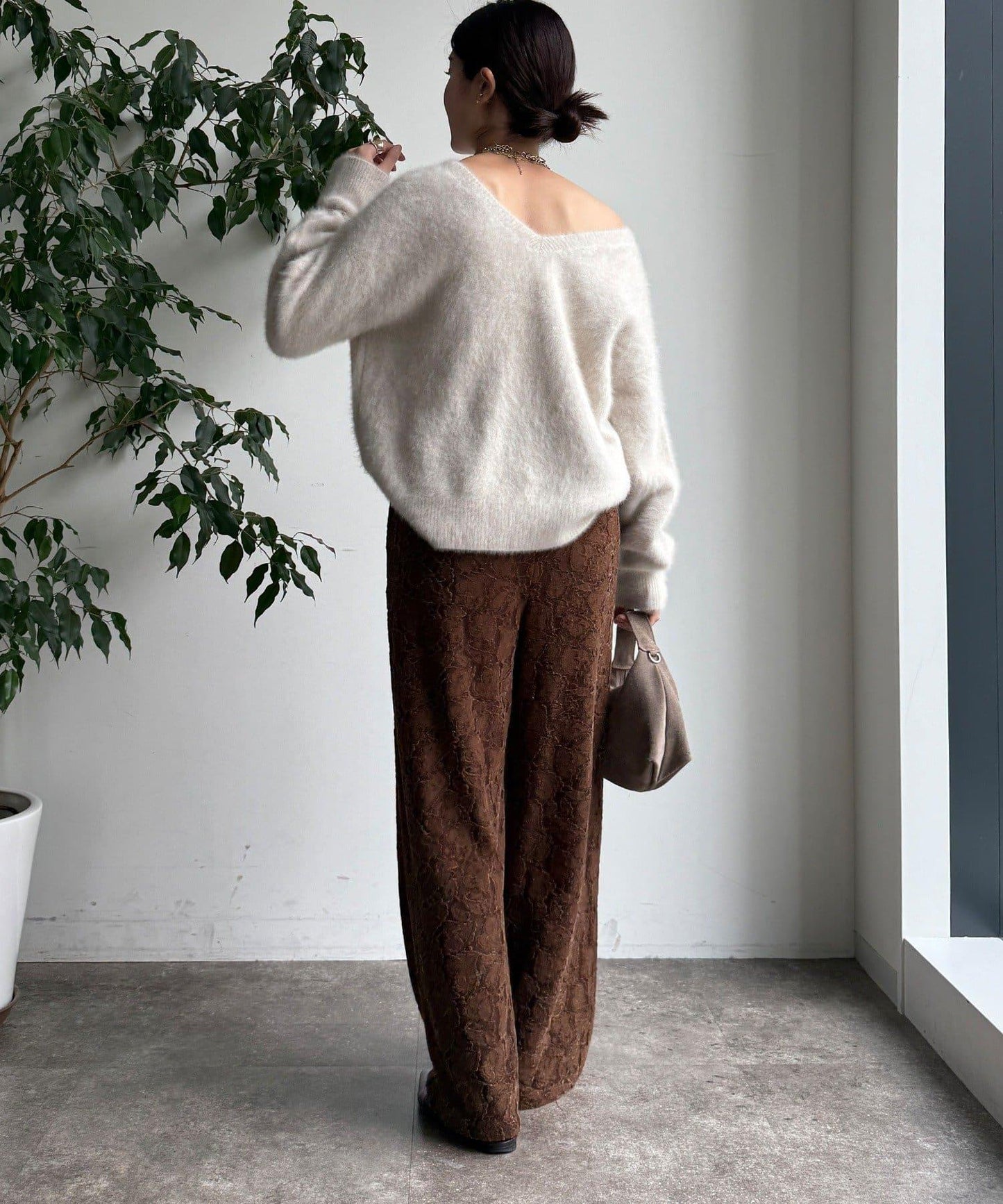 磨毛蕾絲休閒褲