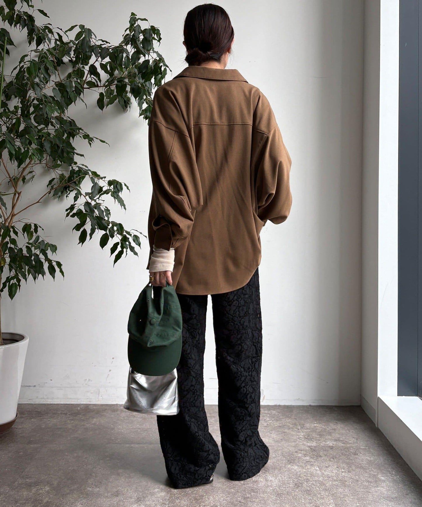 磨毛蕾絲休閒褲